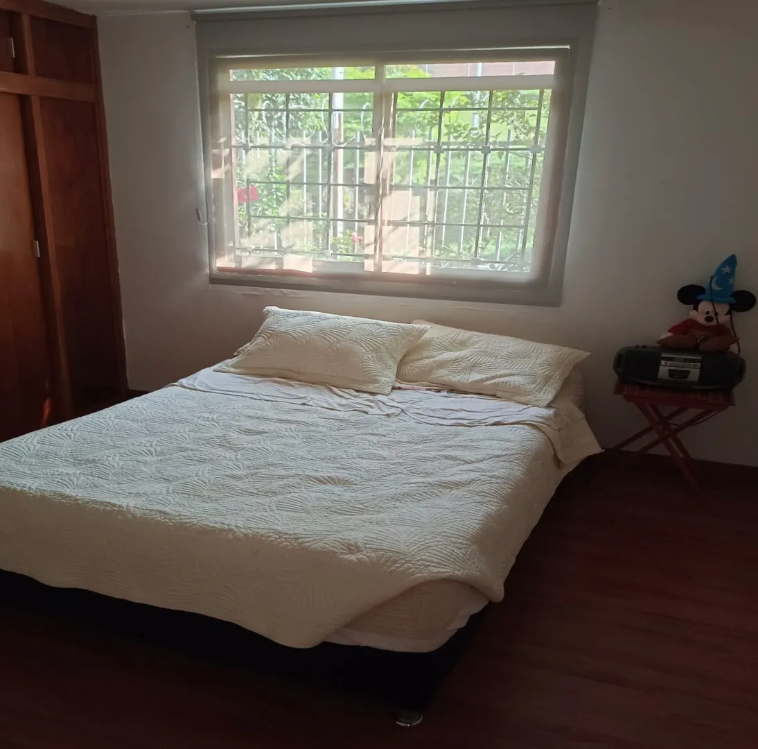 Casa de 4 alcobas en venta en Las Lomitas, Sabaneta, 217 m² · foto 9 de 19
