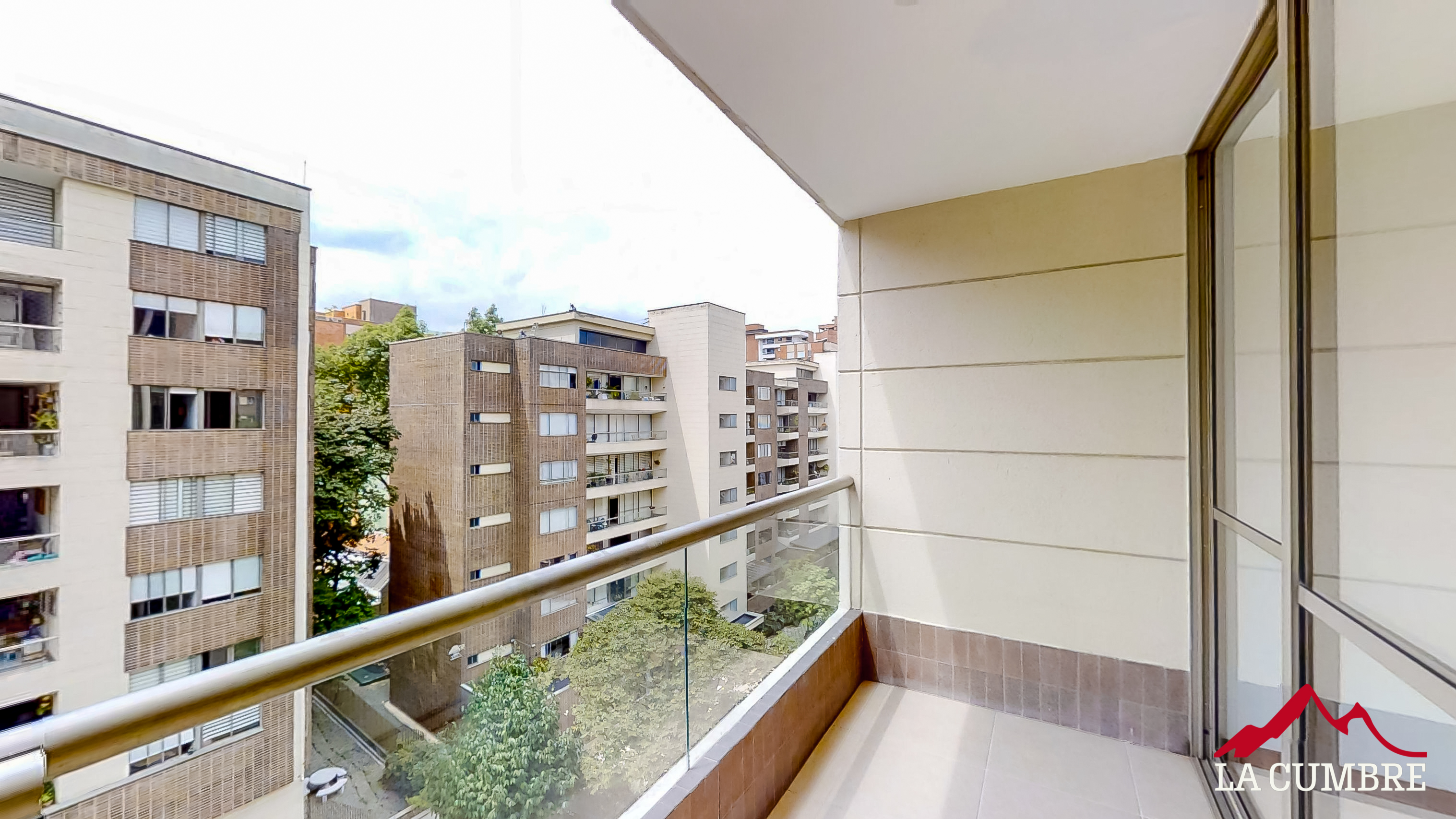 Apartamento de 3 alcobas en arriendo en Zuñiga, Medellín, 90 m² · foto 10 de 12