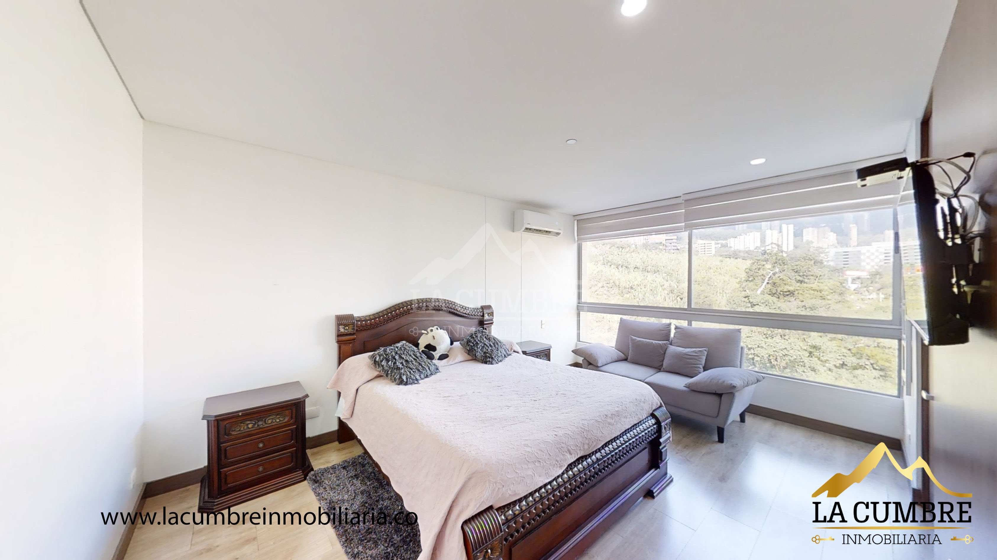 Apartamento de 3 alcobas en venta en El Poblado, Medellín, 128 m² · foto 10 de 12