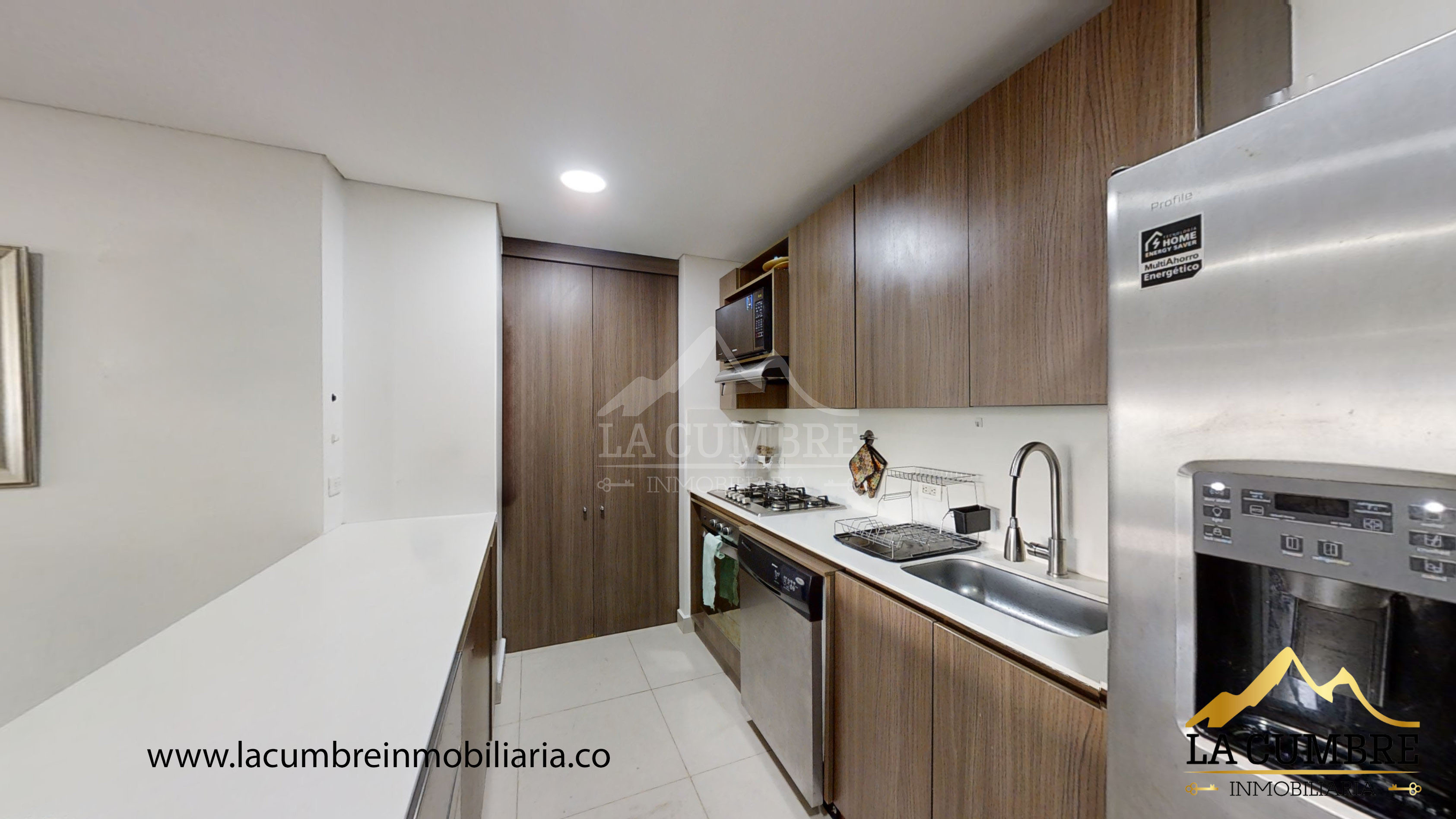 Apartamento de 3 alcobas en venta en El Poblado, Medellín, 128 m² · foto 5 de 12