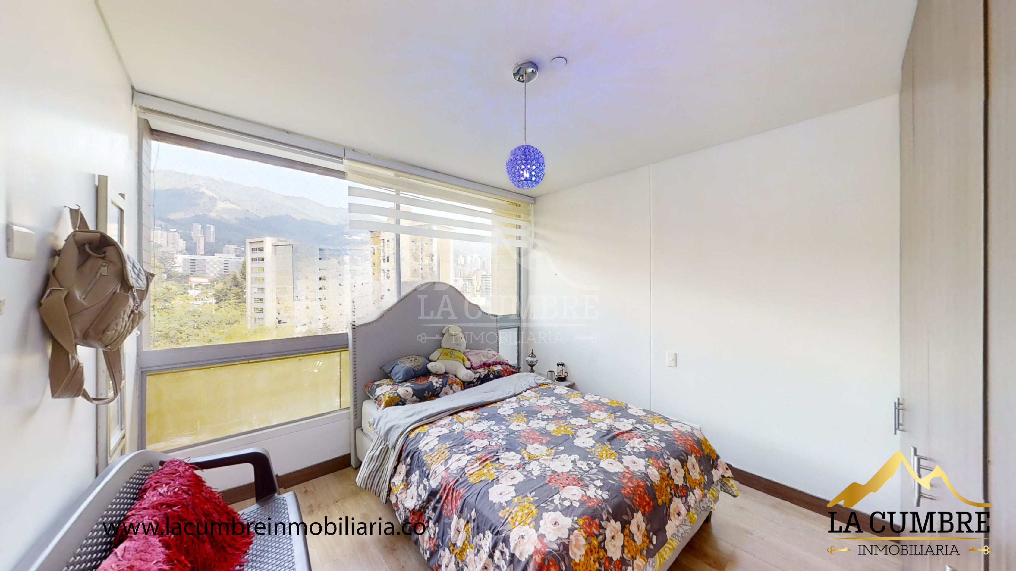 Apartamento de 3 alcobas en venta en El Poblado, Medellín, 128 m² · foto 8 de 12