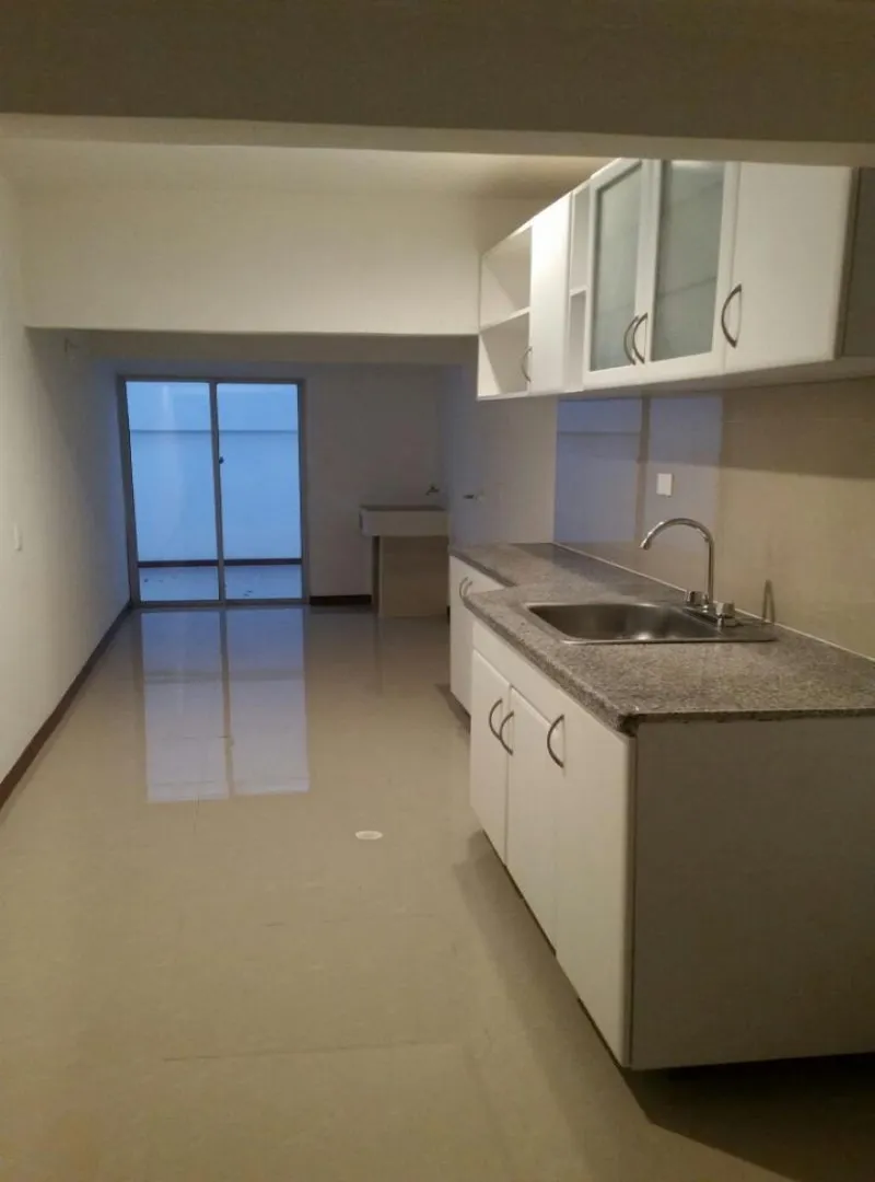 Casa en venta en Modelia, Bogotá · foto 4 de 13