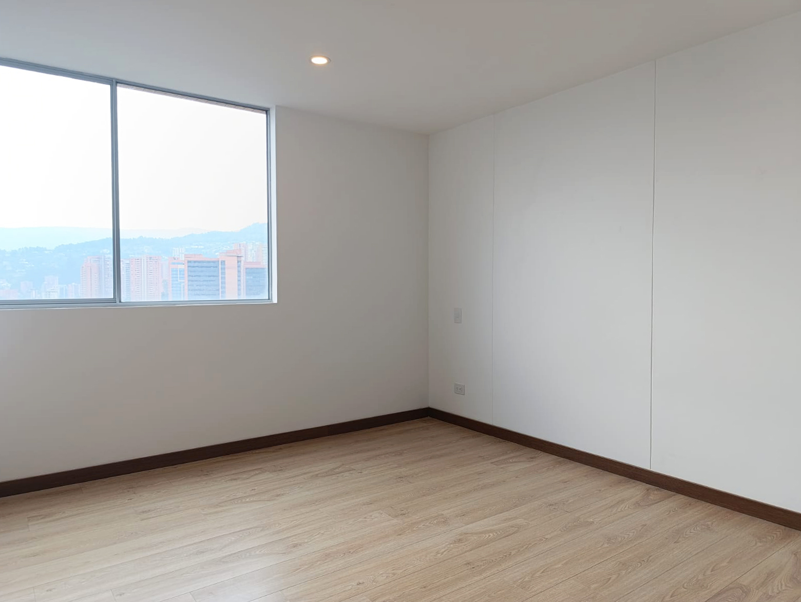 Apartamento de 3 alcobas en arriendo en Loma De Los Gonzalez, Medellín, 109 m² · foto 11 de 20