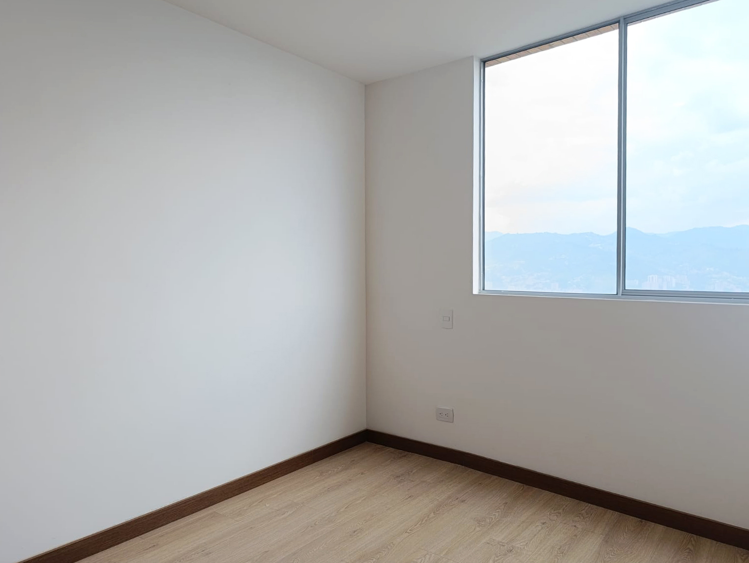 Apartamento de 3 alcobas en arriendo en Loma De Los Gonzalez, Medellín, 109 m² · foto 14 de 20
