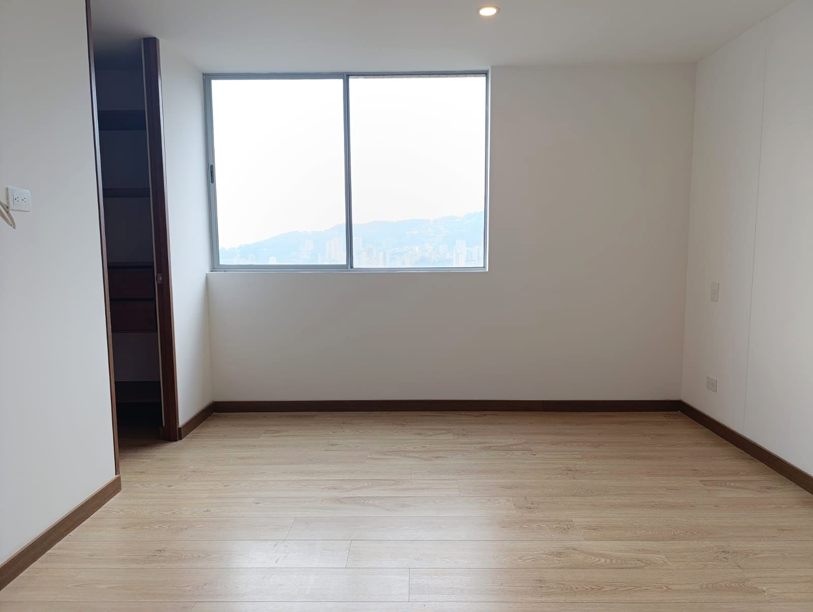 Apartamento de 3 alcobas en arriendo en Loma De Los Gonzalez, Medellín, 109 m² · foto 9 de 20