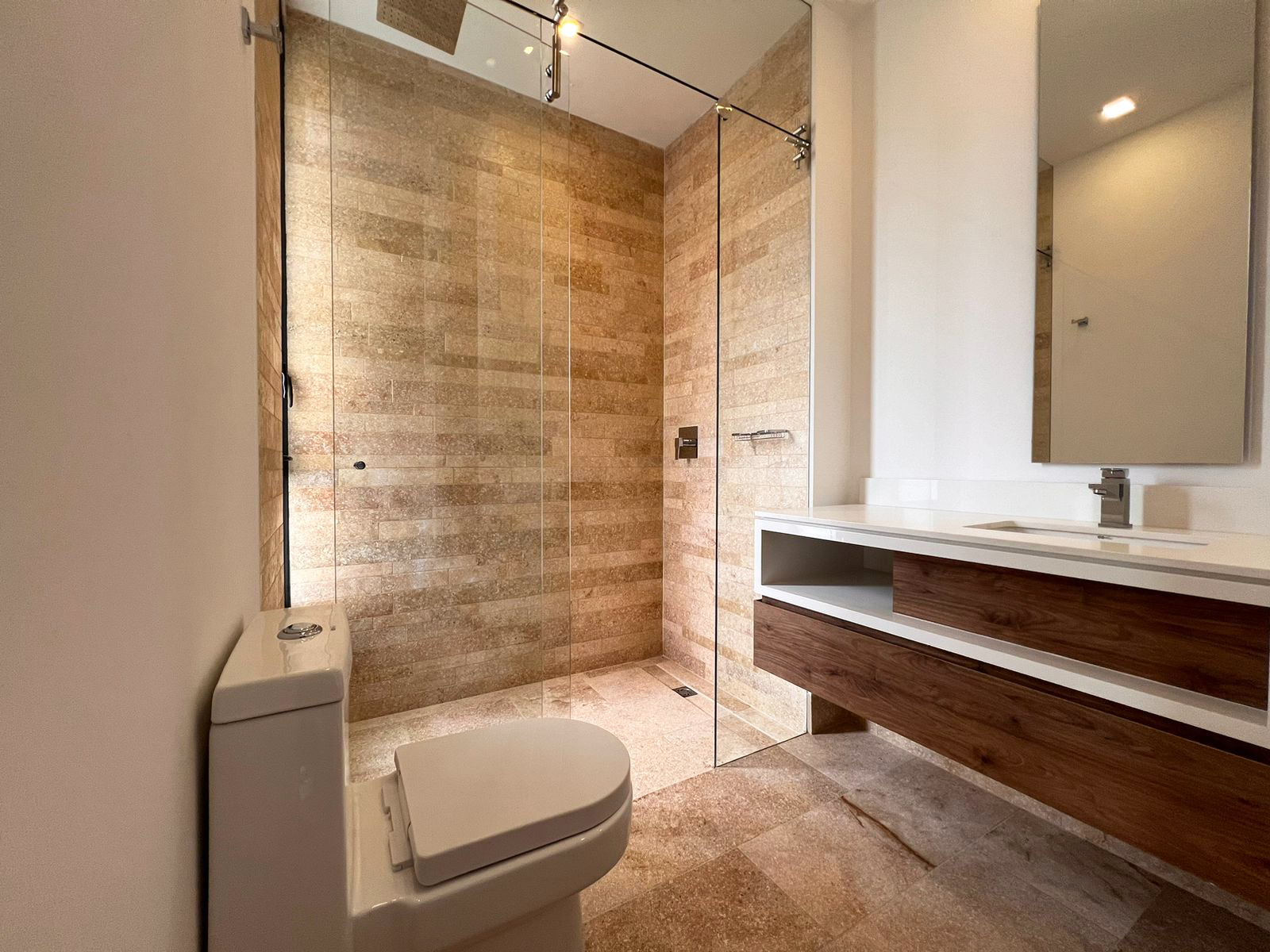 Casa de 3 alcobas en venta en Las Palmas, Medellín, 440 m² · foto 11 de 16