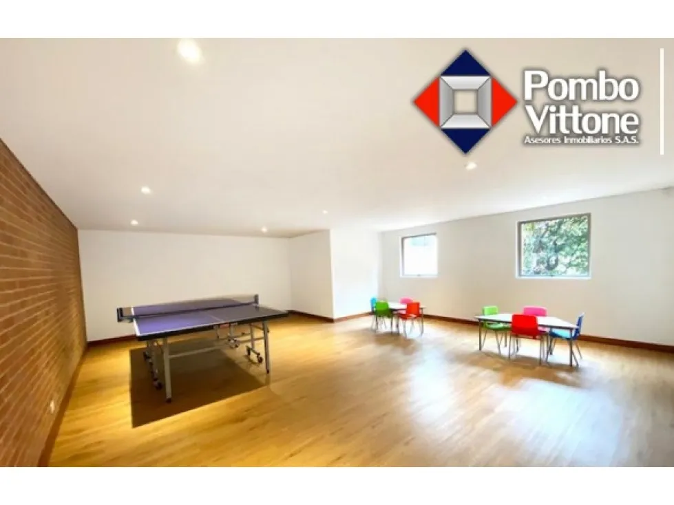 Casa de 3 alcobas en venta en Centro Administrativo, Bogotá, 204 m² · foto 3 de 13