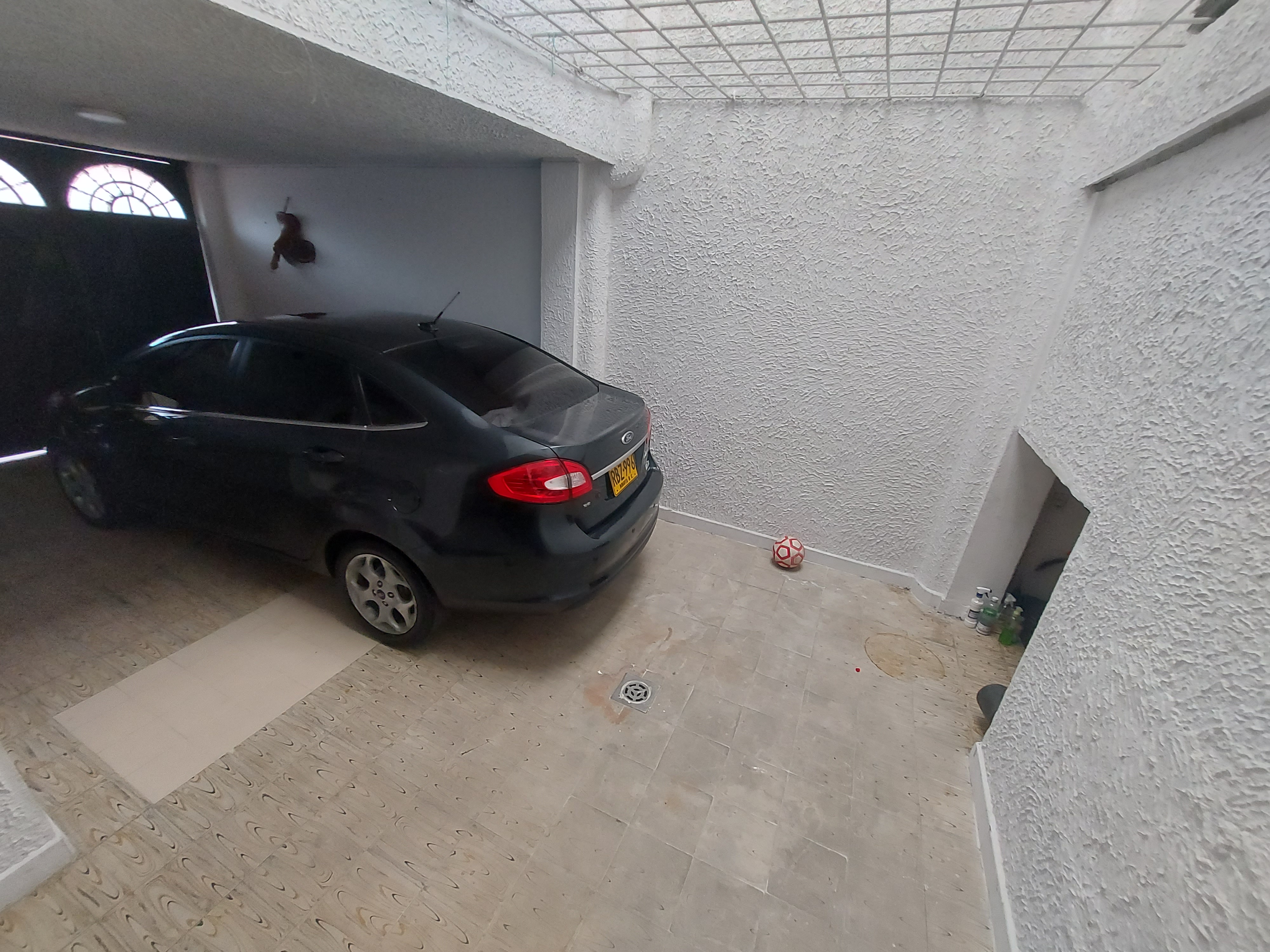 Casa de 3 alcobas en venta en El Poblado, Girón, 140 m² · foto 4 de 13