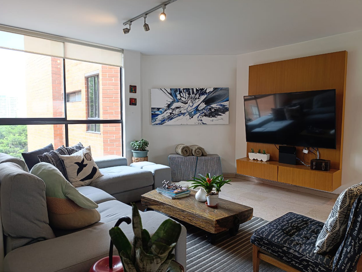 Apartamento de 3 alcobas en arriendo en El Tesoro, Medellín, 134 m² · foto 2 de 20