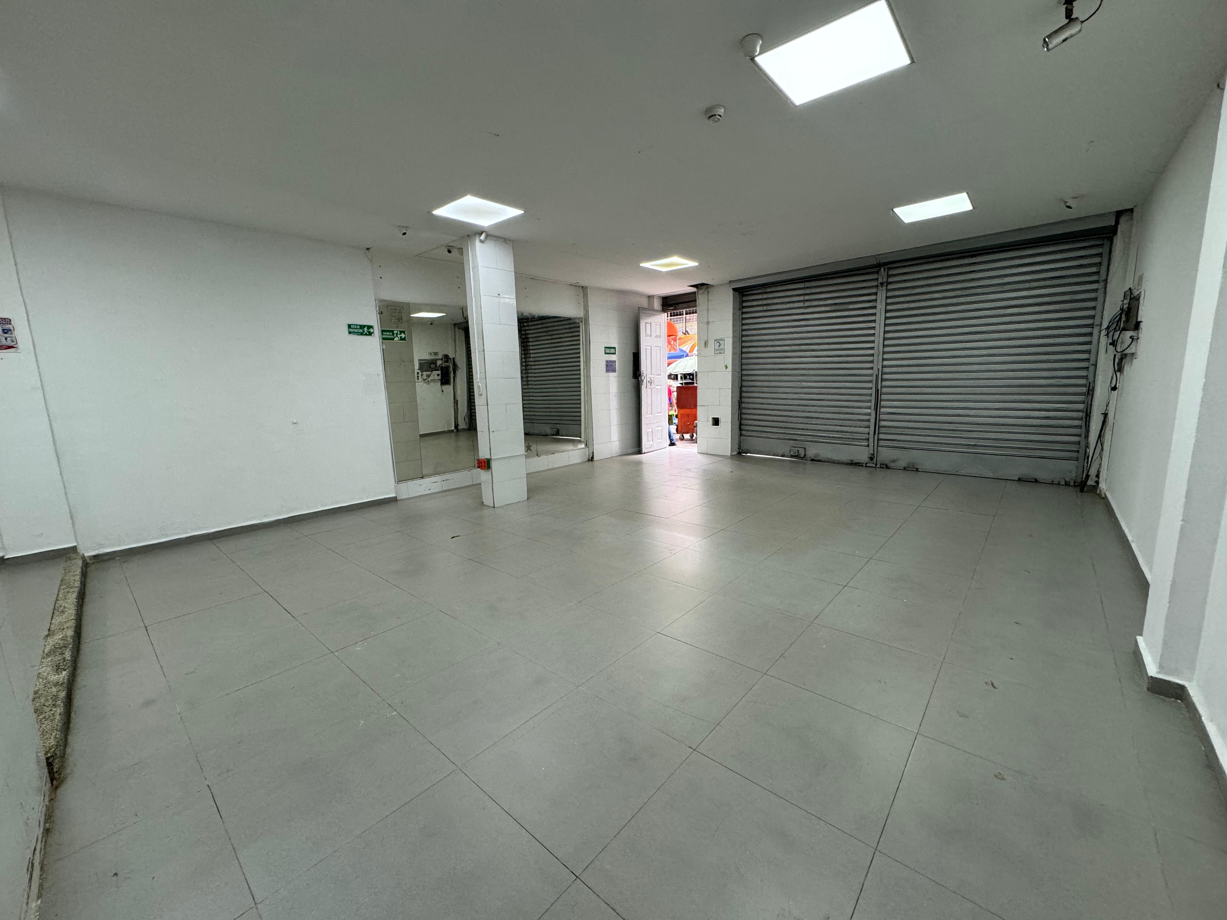 Local en arriendo en Granada, Bucaramanga, 350 m² · foto 6 de 24