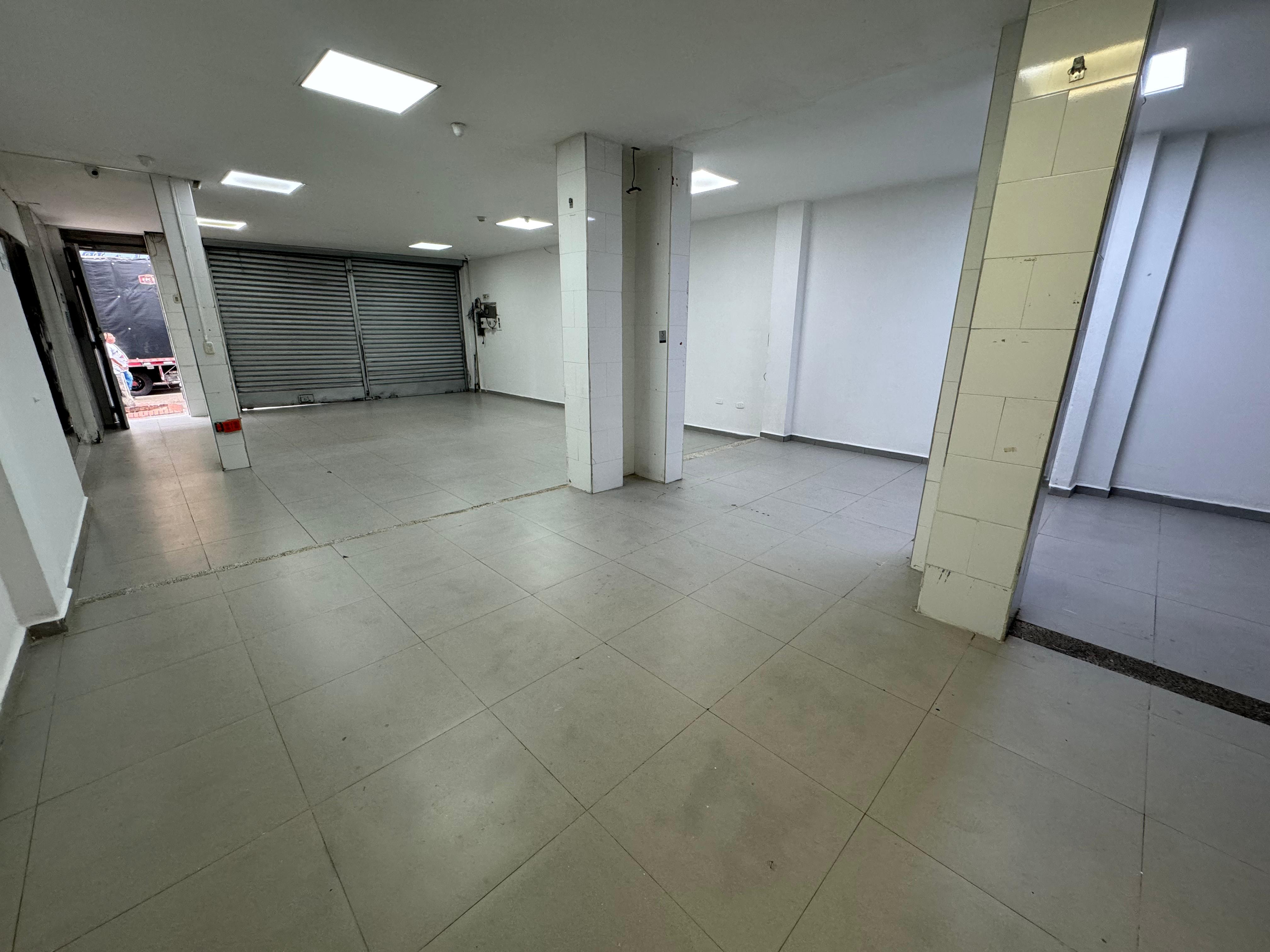 Local en arriendo en Granada, Bucaramanga, 350 m² · foto 7 de 24