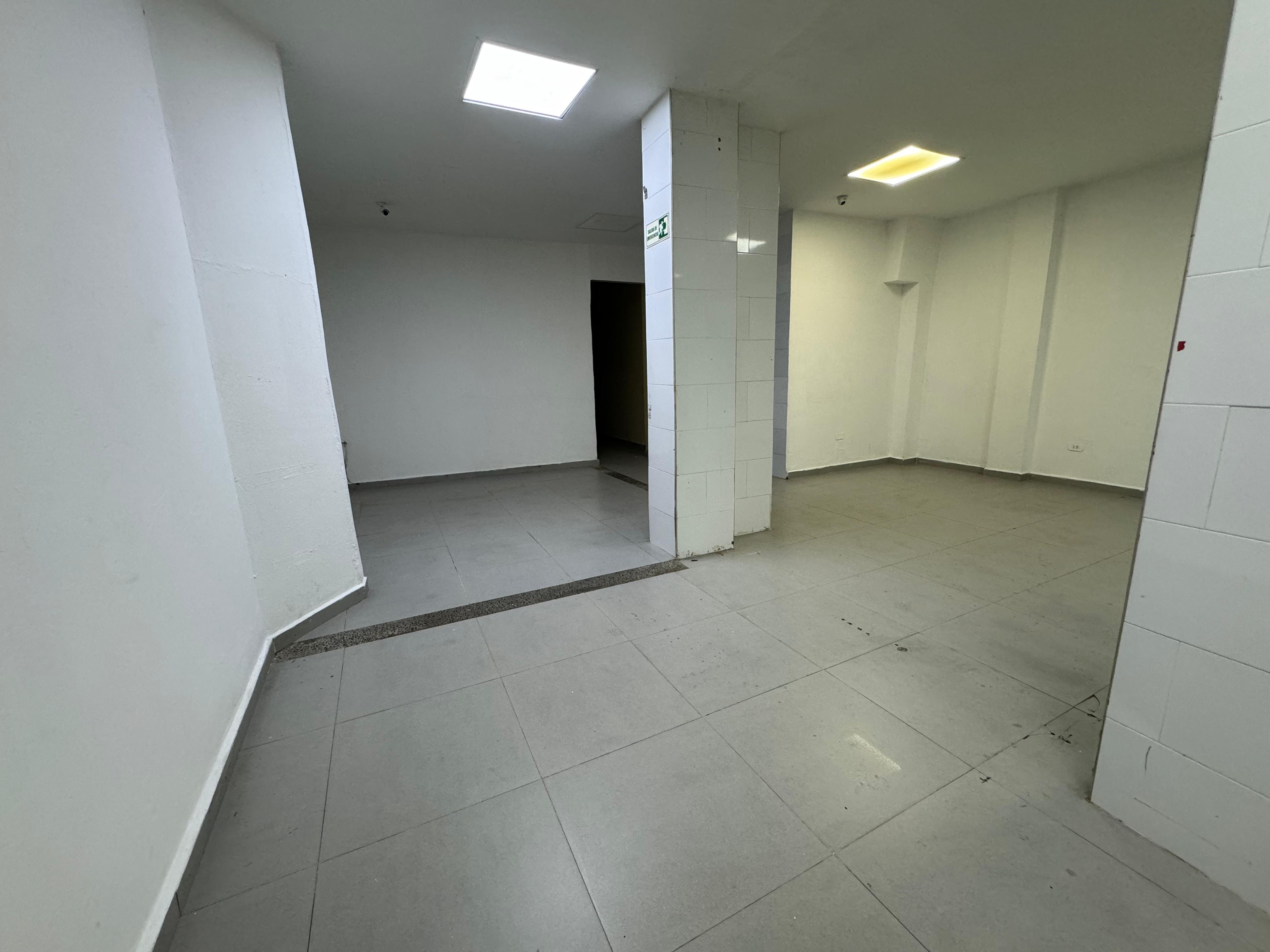 Local en arriendo en Granada, Bucaramanga, 350 m² · foto 8 de 24