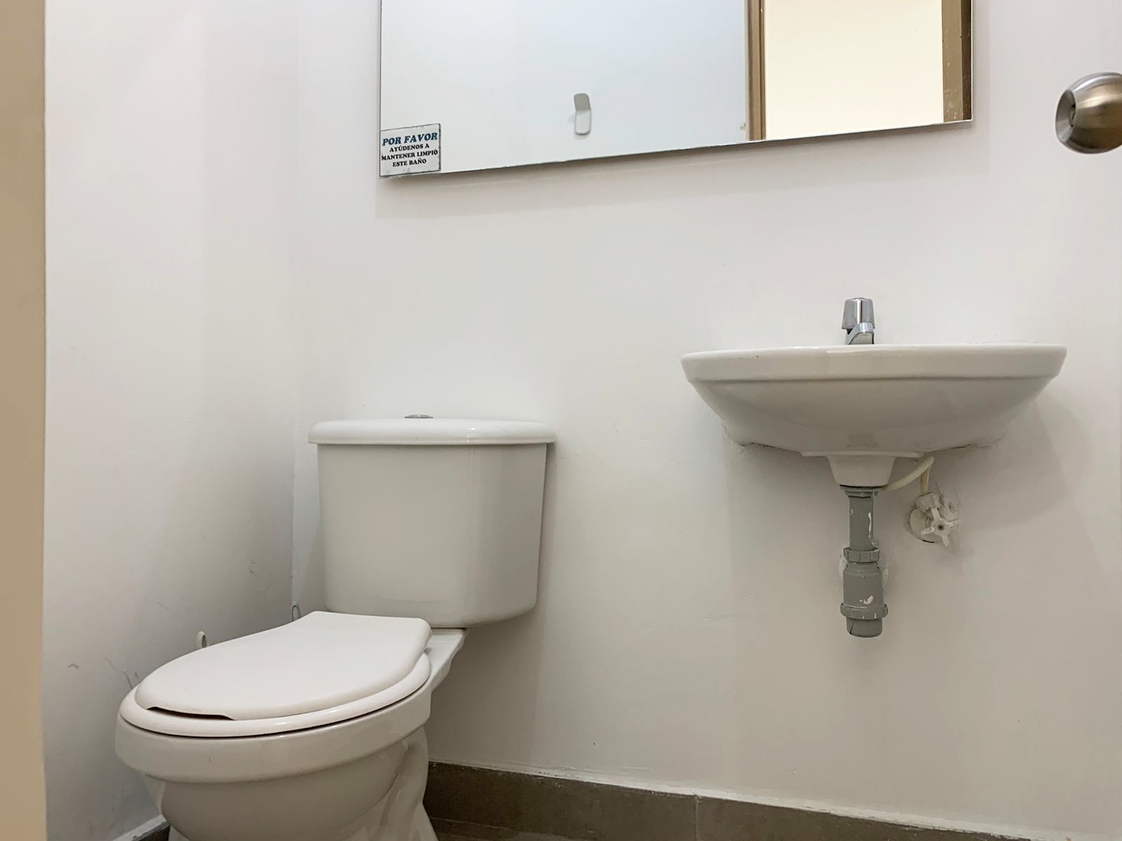 Oficina en arriendo en Manila, Medellín, 140 m² · foto 12 de 12
