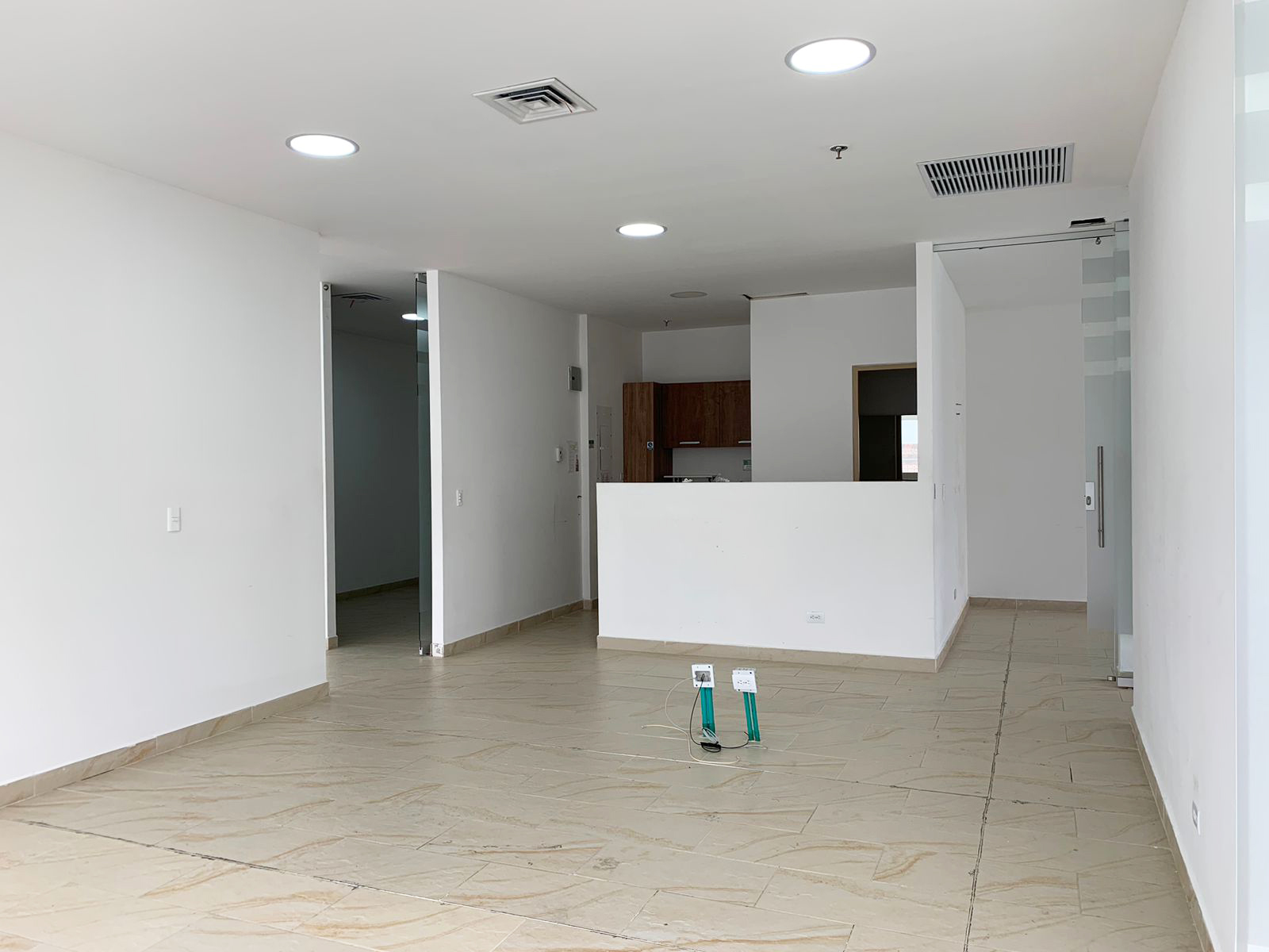 Oficina en arriendo en Manila, Medellín, 140 m² · foto 9 de 12
