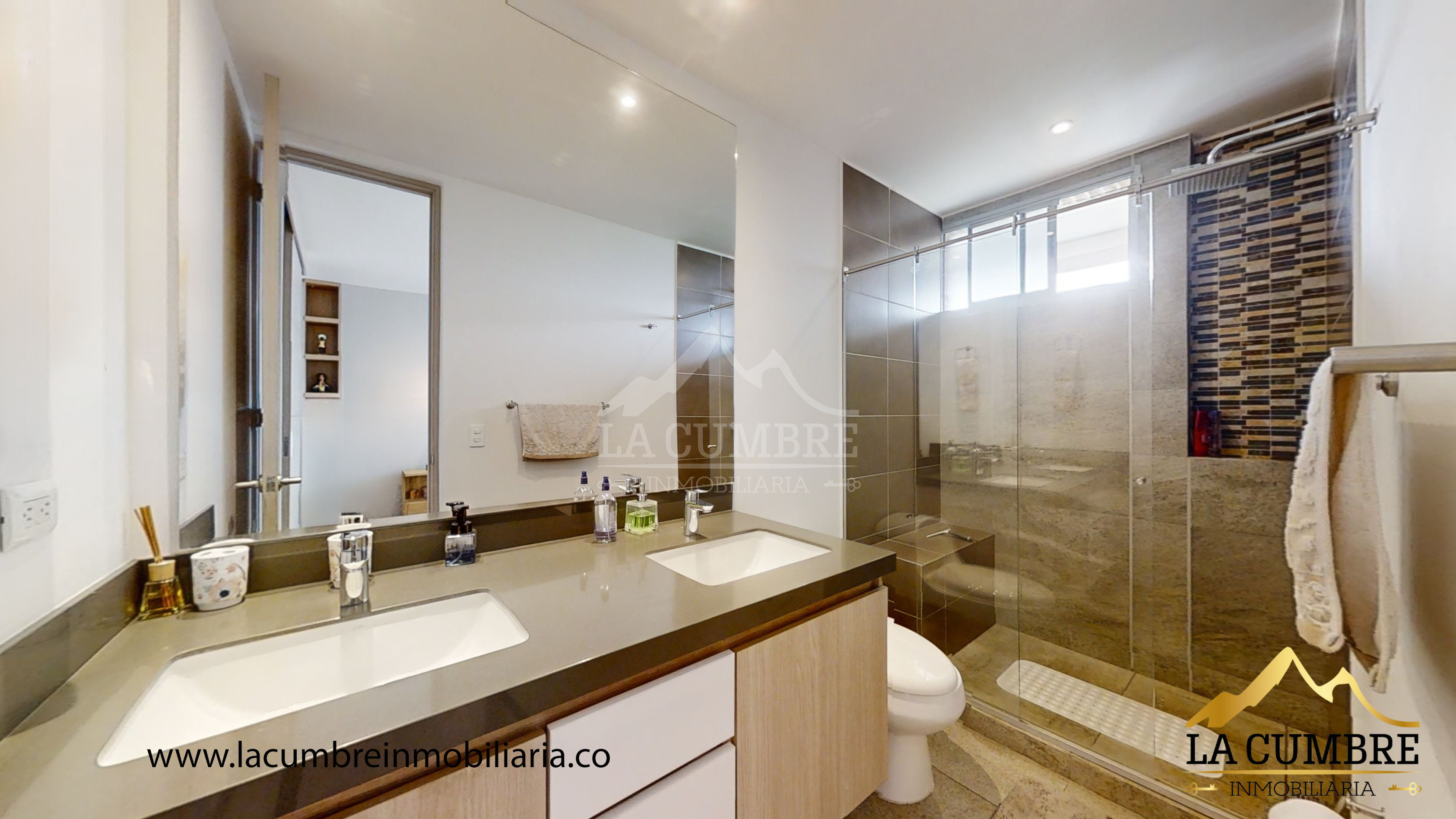 Apartamento de 2 alcobas en venta en Escobero, Envigado, 162 m² · foto 10 de 15
