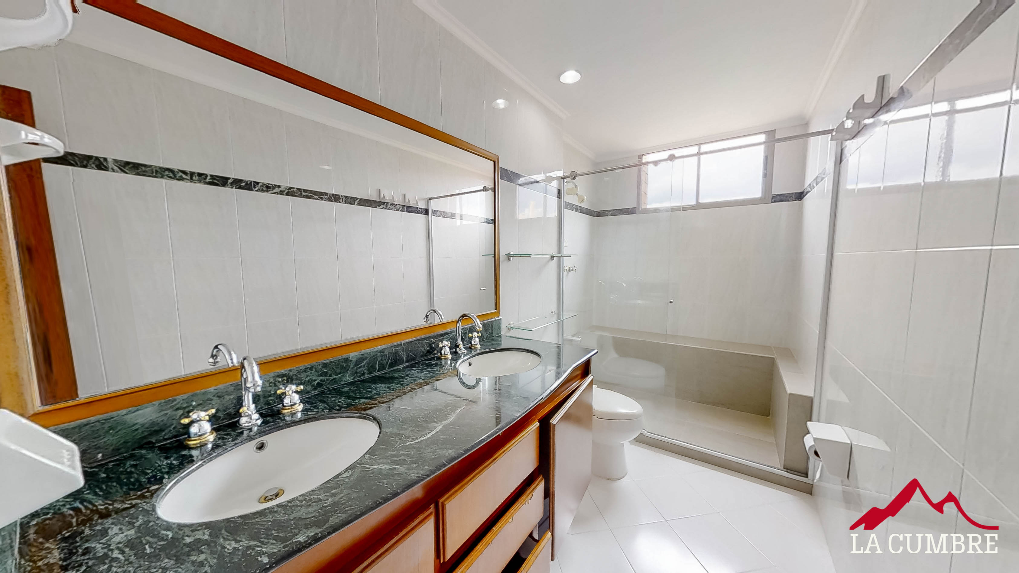 Apartamento de 3 alcobas en arriendo en La Florida, Medellín, 190 m² · foto 10 de 10