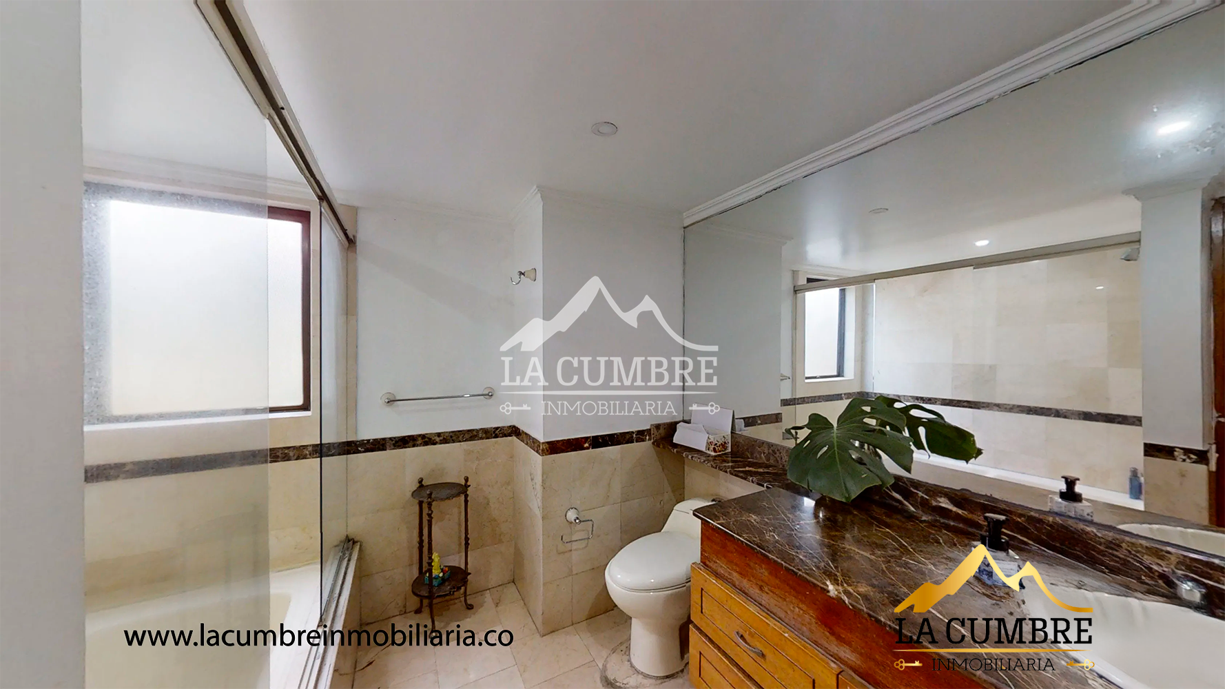 Apartamento de 4 alcobas en arriendo en Los Balsos, Medellín, 200 m² · foto 6 de 12