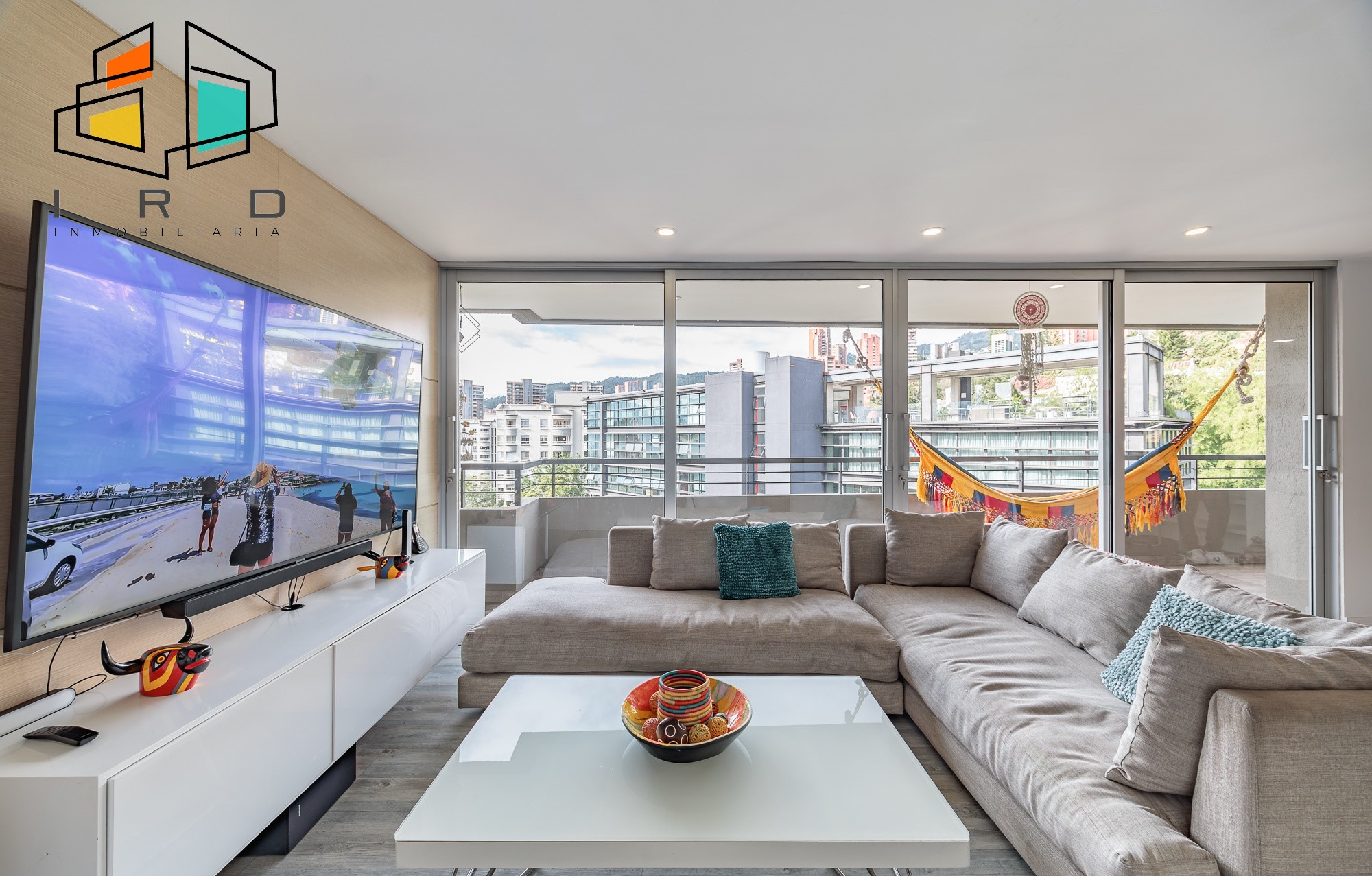 Apartamento en arriendo en El Poblado, Medellín · foto 12 de 24