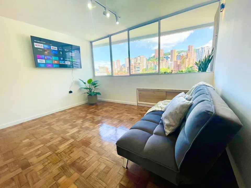 Apartamento en venta en El Poblado, Medellín · foto 14 de 24