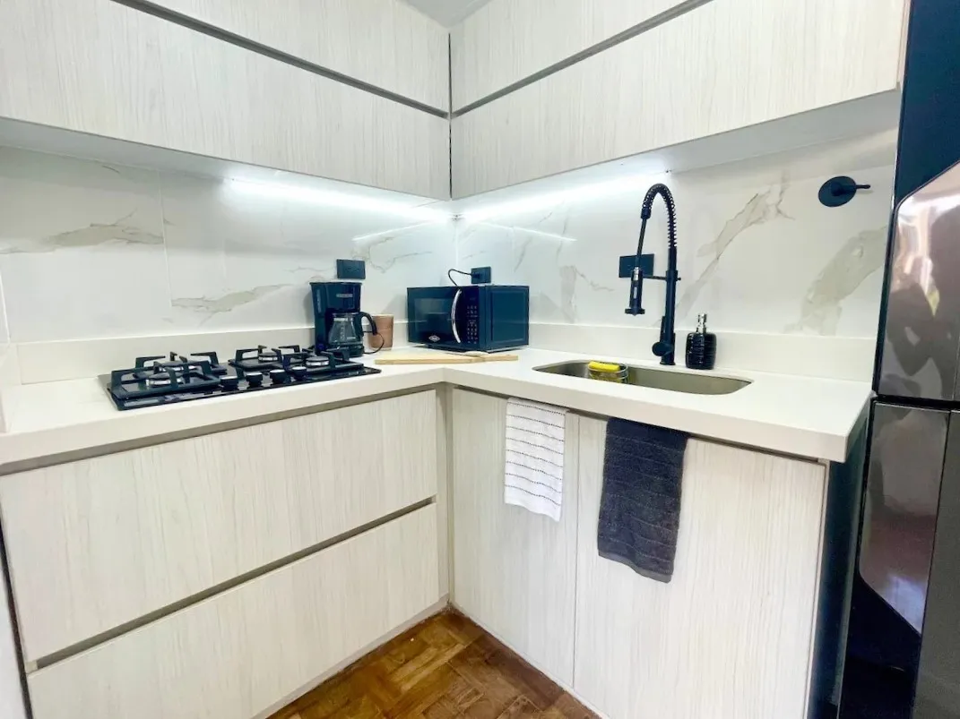 Apartamento en venta en El Poblado, Medellín · foto 10 de 24
