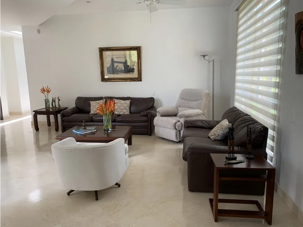 Casa de 4 alcobas en venta en El Guayabo, Armenia · foto 3 de 24