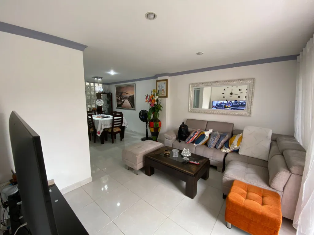 Edificio en venta en Las Americas, Palmira, 342 m² · foto 4 de 24