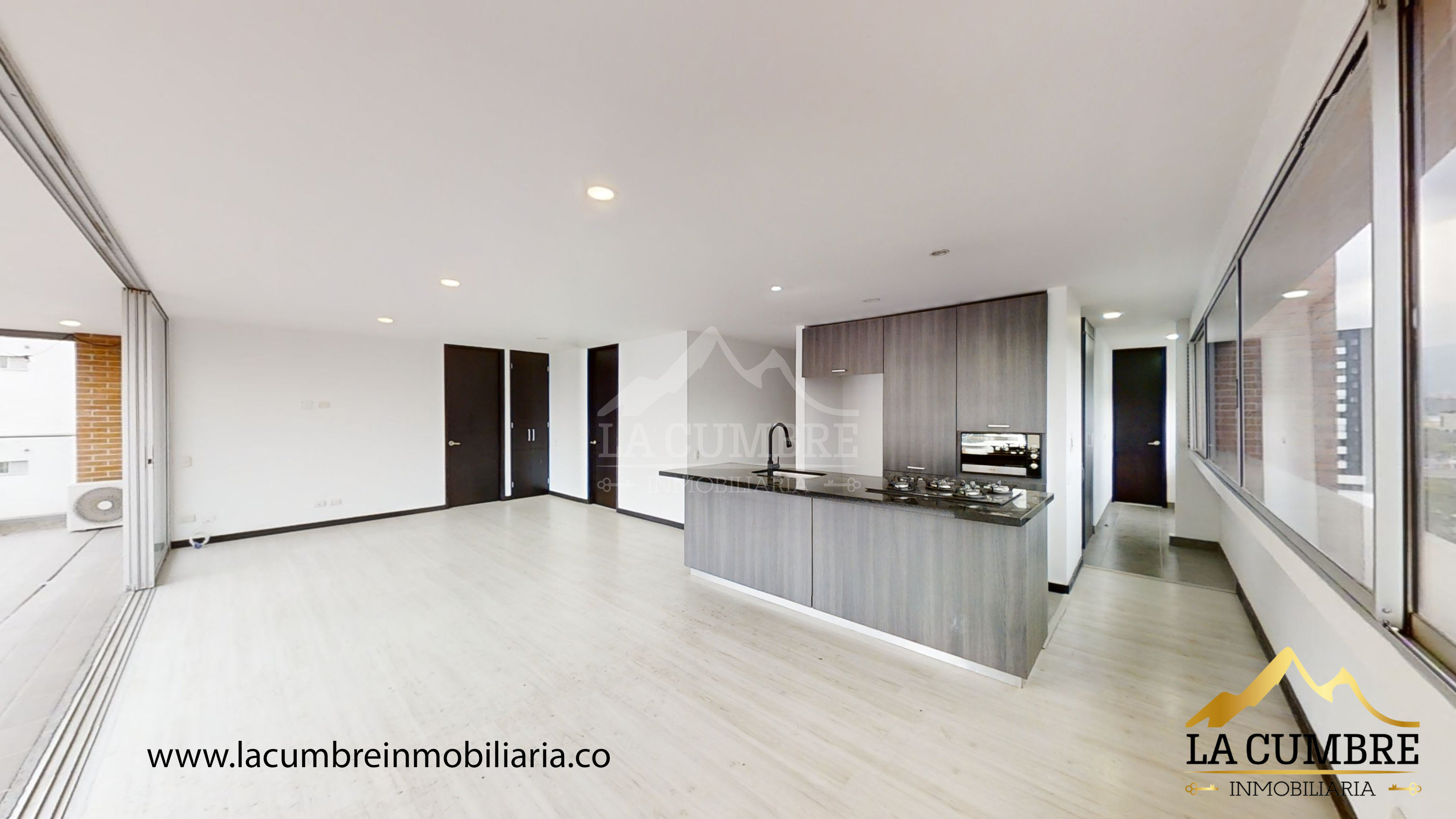 Apartamento en venta en El Poblado, Medellín 2
