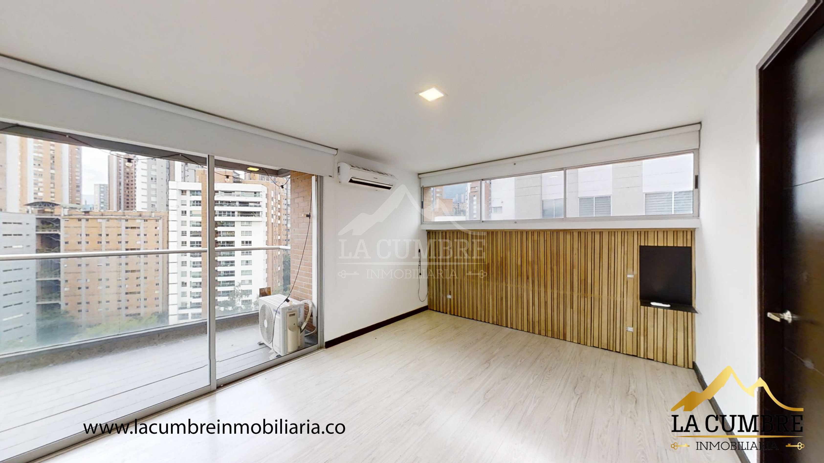 Apartamento de 2 alcobas en venta en El Poblado, Medellín, 104 m² · foto 7 de 14