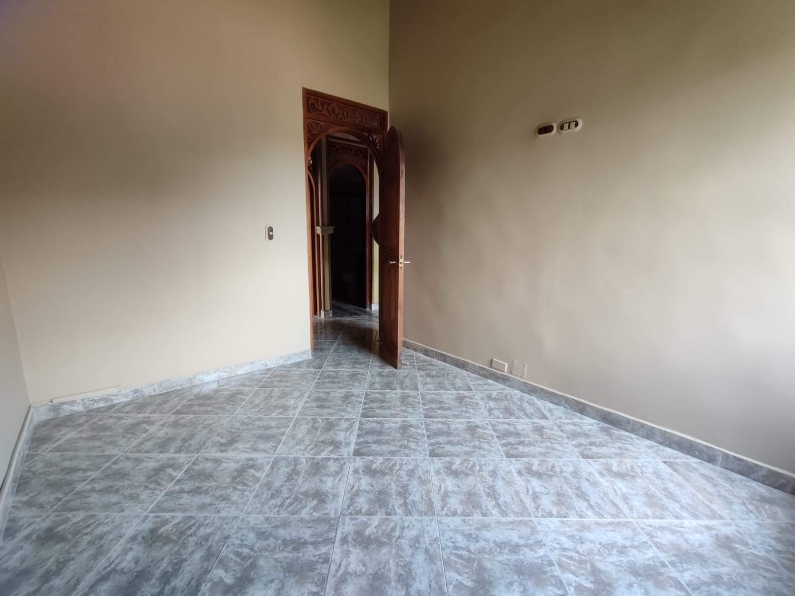 Apartamento en venta en El Portal, Envigado · foto 18 de 24