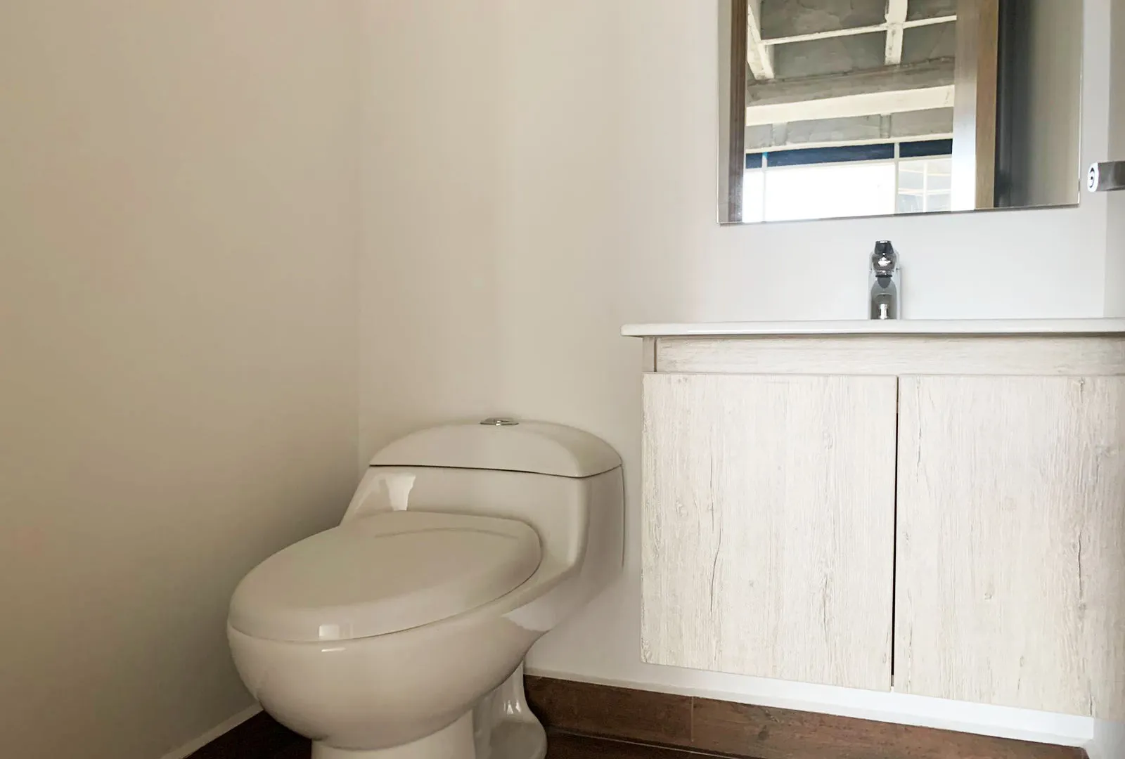 Oficina en arriendo en El Diamante 2, Medellín, 66 m² · foto 13 de 14
