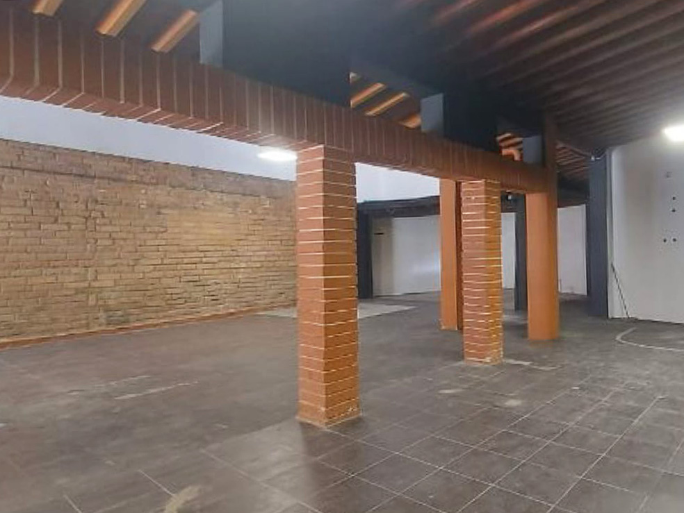 Local en arriendo en La Magnolia, Envigado, 328 m² · foto 14 de 15