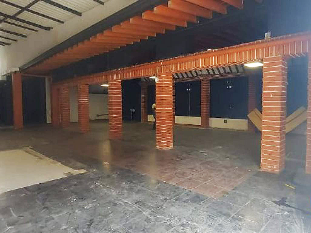 Local en arriendo en La Magnolia, Envigado, 328 m² · foto 3 de 15