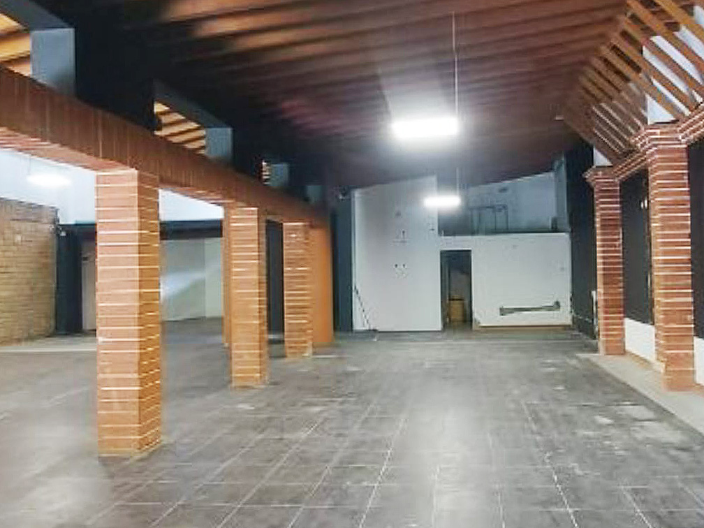 Local en arriendo en La Magnolia, Envigado, 328 m² · foto 6 de 15