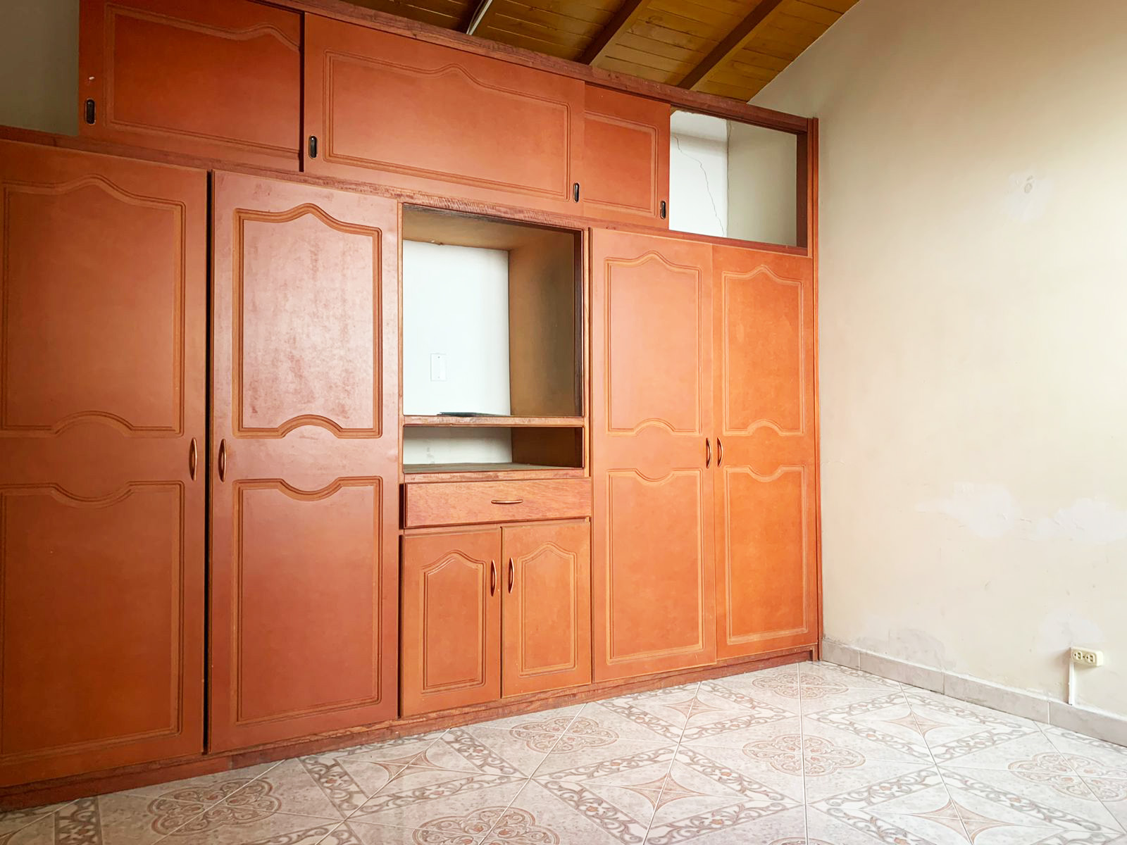 Local en arriendo en Jardines, Envigado, 300 m² · foto 6 de 10