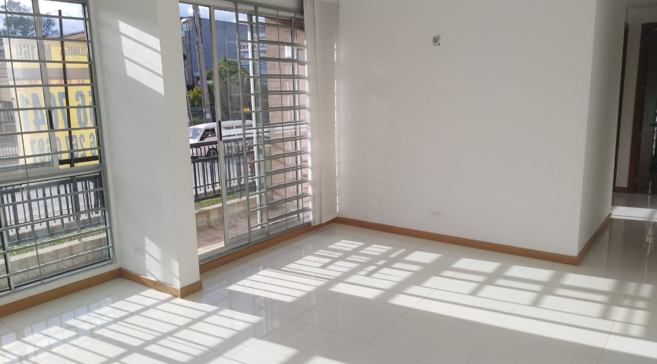 Apartamento en venta en Britalia, Bogotá · foto 3 de 20