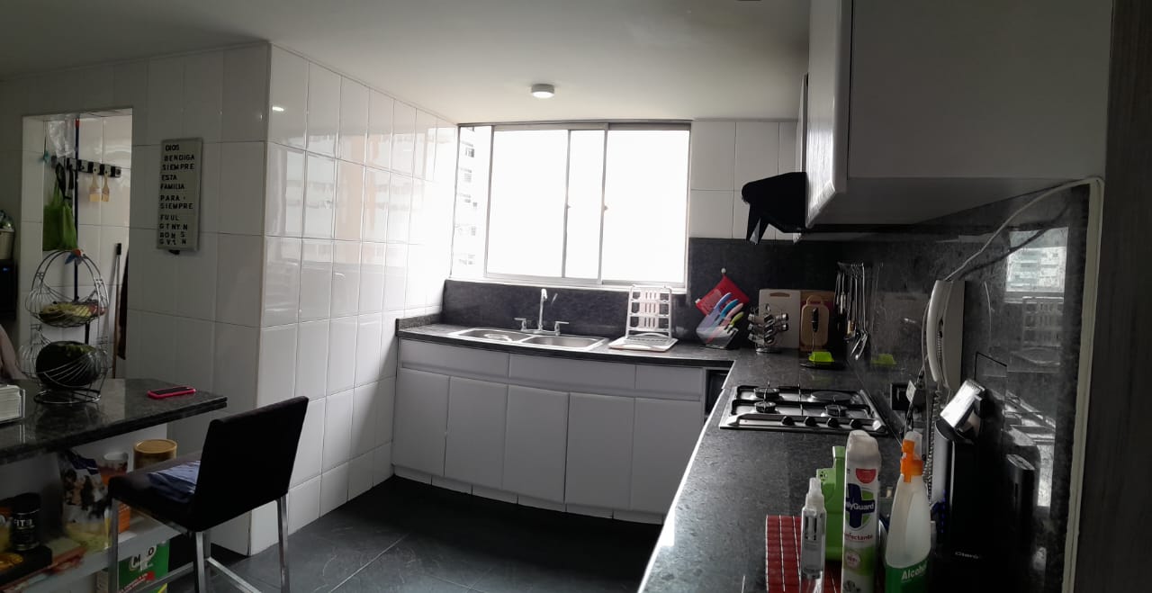 Apartamento en venta en Chico Norte, Bogotá · foto 6 de 17