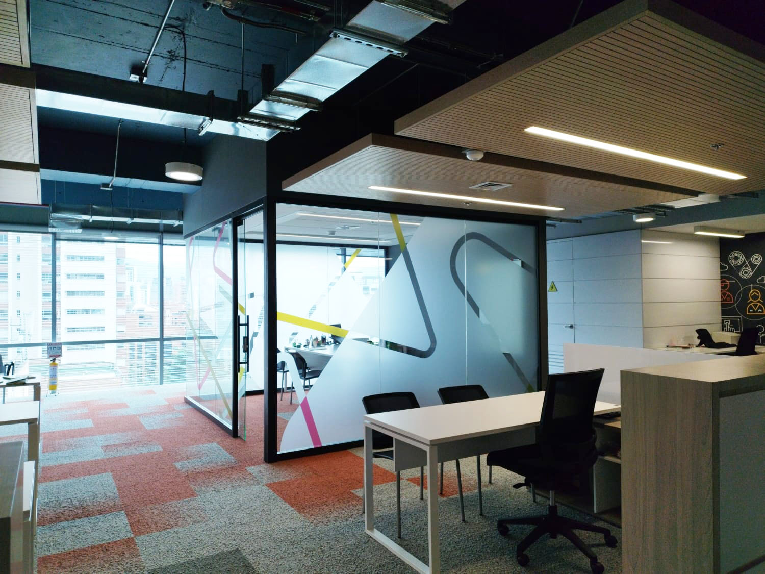 Oficina en venta en Patio Bonito, Medellín, 1000 m² · foto 2 de 20