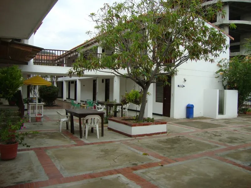 Edificio en venta en Timayui I, Santa Marta, 1640 m² · foto 11 de 24