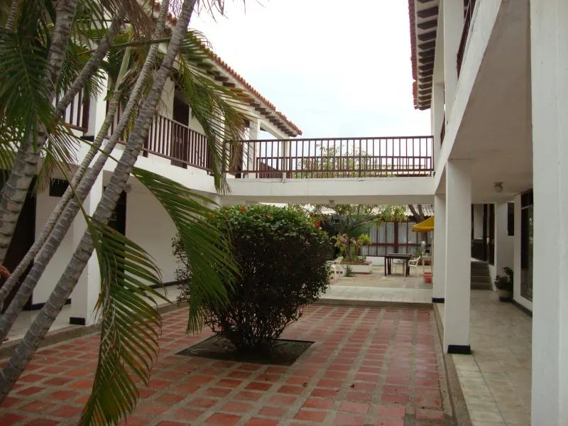 Edificio en venta en Timayui I, Santa Marta, 1640 m² · foto 16 de 24