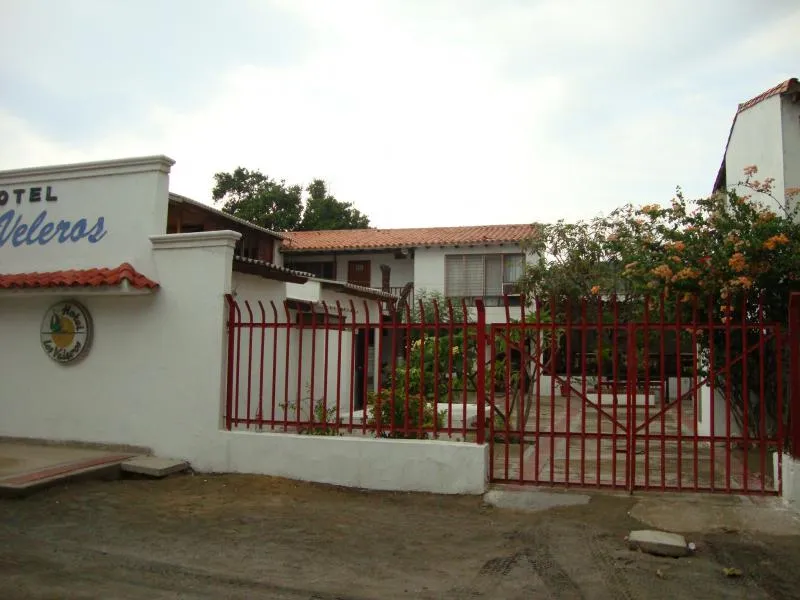 Edificio en venta en Timayui I, Santa Marta, 1640 m² · foto 9 de 24