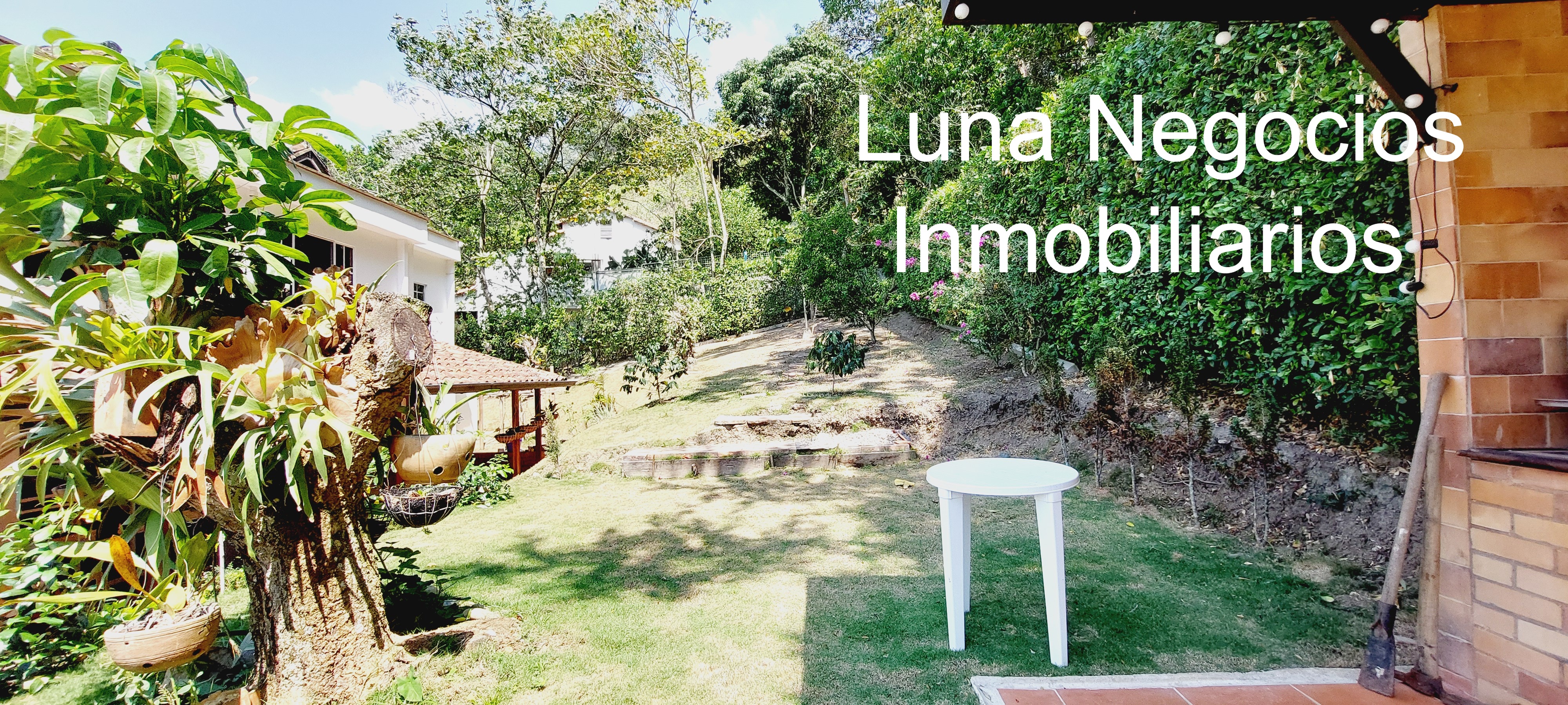 Casa de 5 alcobas en venta en Menzuly, Floridablanca, 436 m² · foto 7 de 12