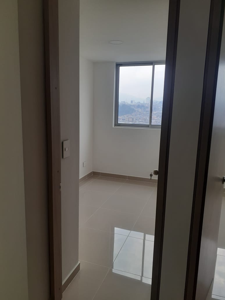 Apartamento de 3 alcobas en venta en Prados Del Norte, Ibagué, 85 m² · foto 19 de 24
