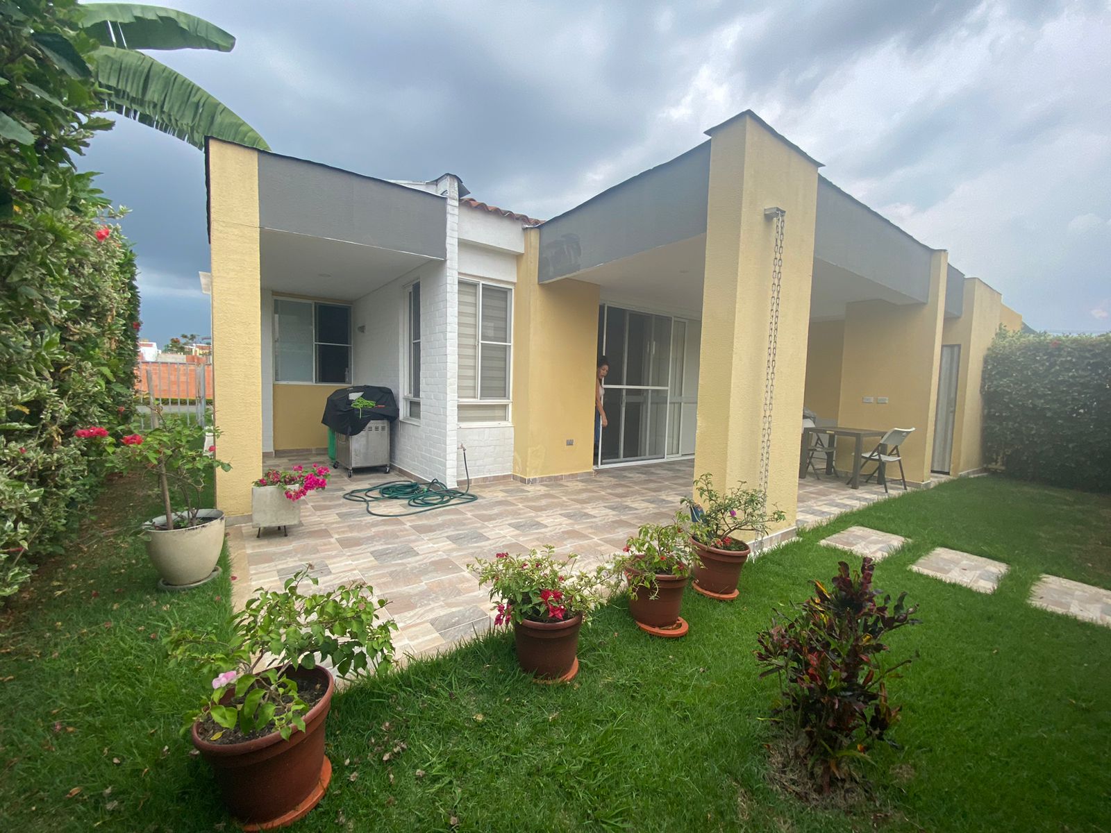 Casa de 3 alcobas en venta en El Castillo, Jamundí, 315 m² · foto 12 de 13