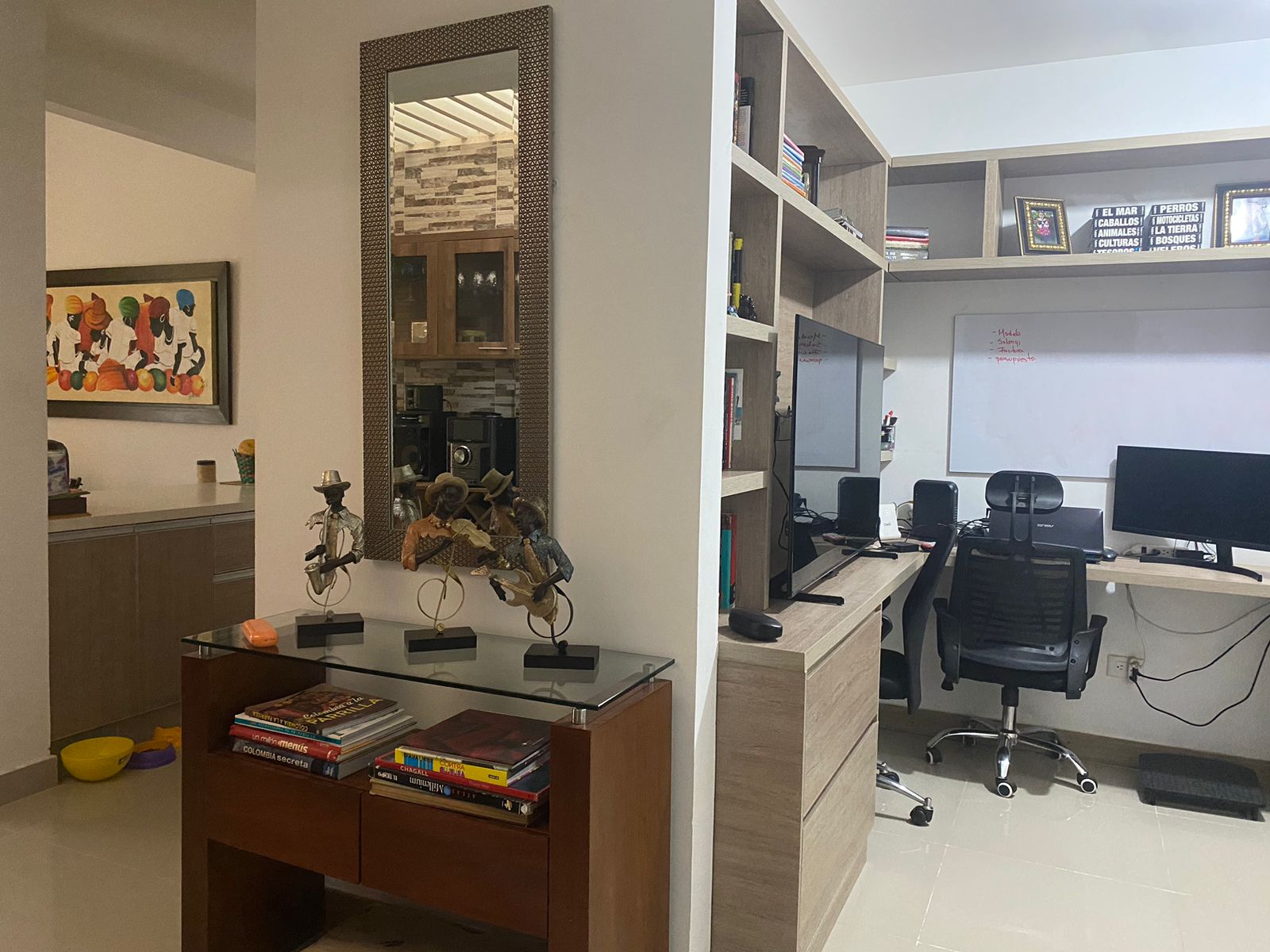 Casa de 3 alcobas en venta en El Castillo, Jamundí, 315 m² · foto 2 de 13