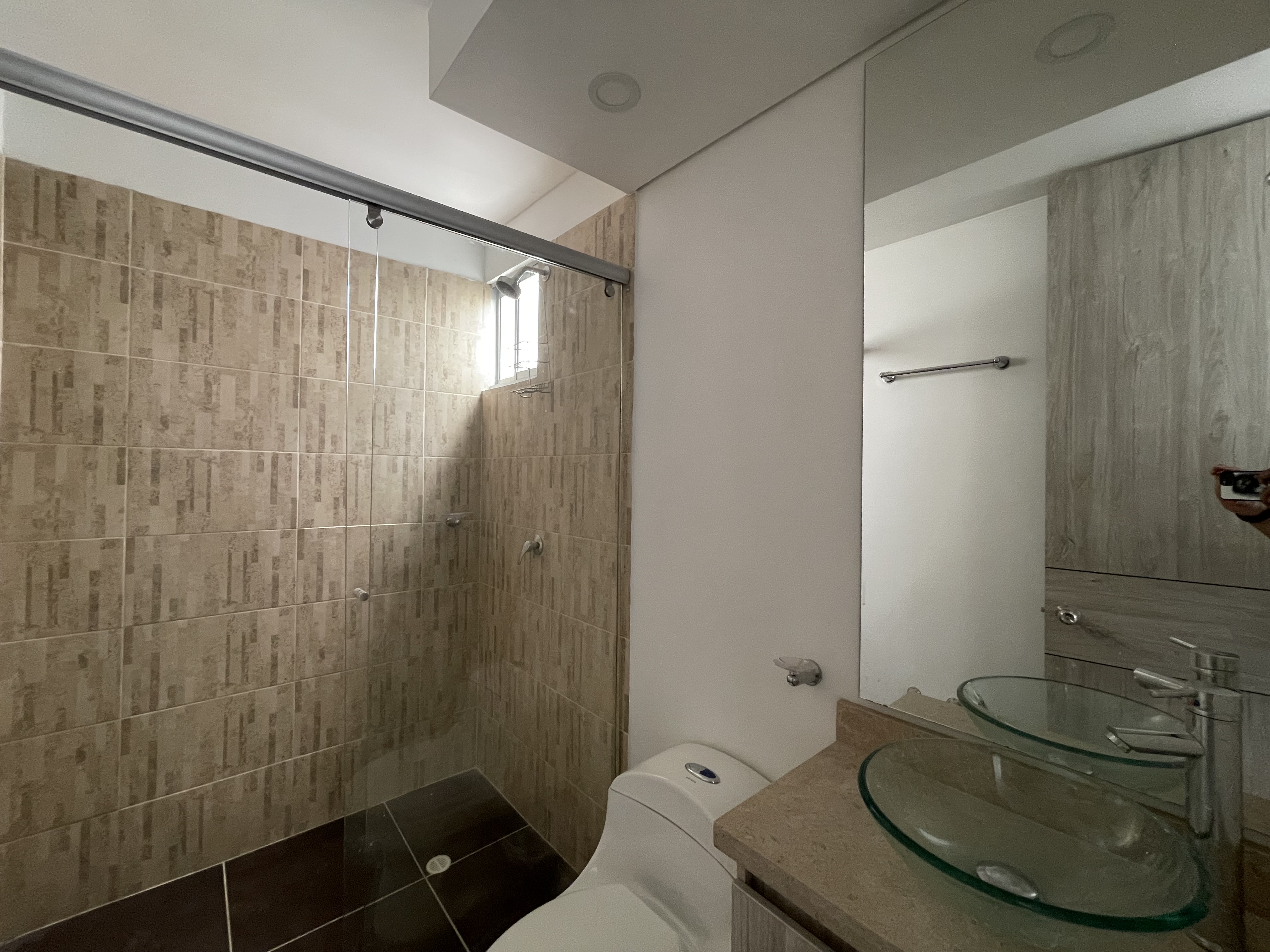 Apartamento de 3 alcobas en venta en Ricaurte, 77 m² · foto 16 de 24