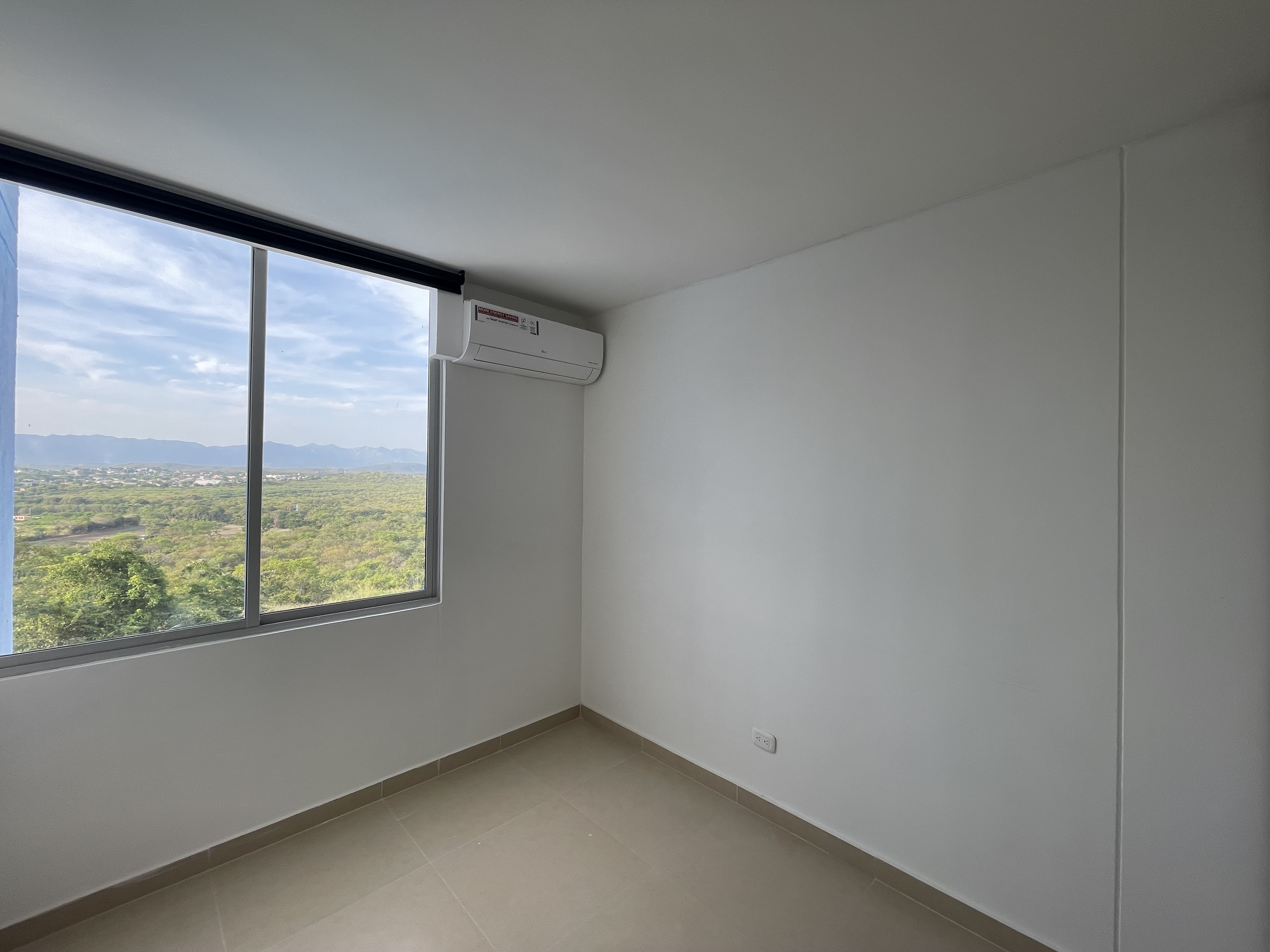 Apartamento de 3 alcobas en venta en Ricaurte, 77 m² · foto 17 de 24