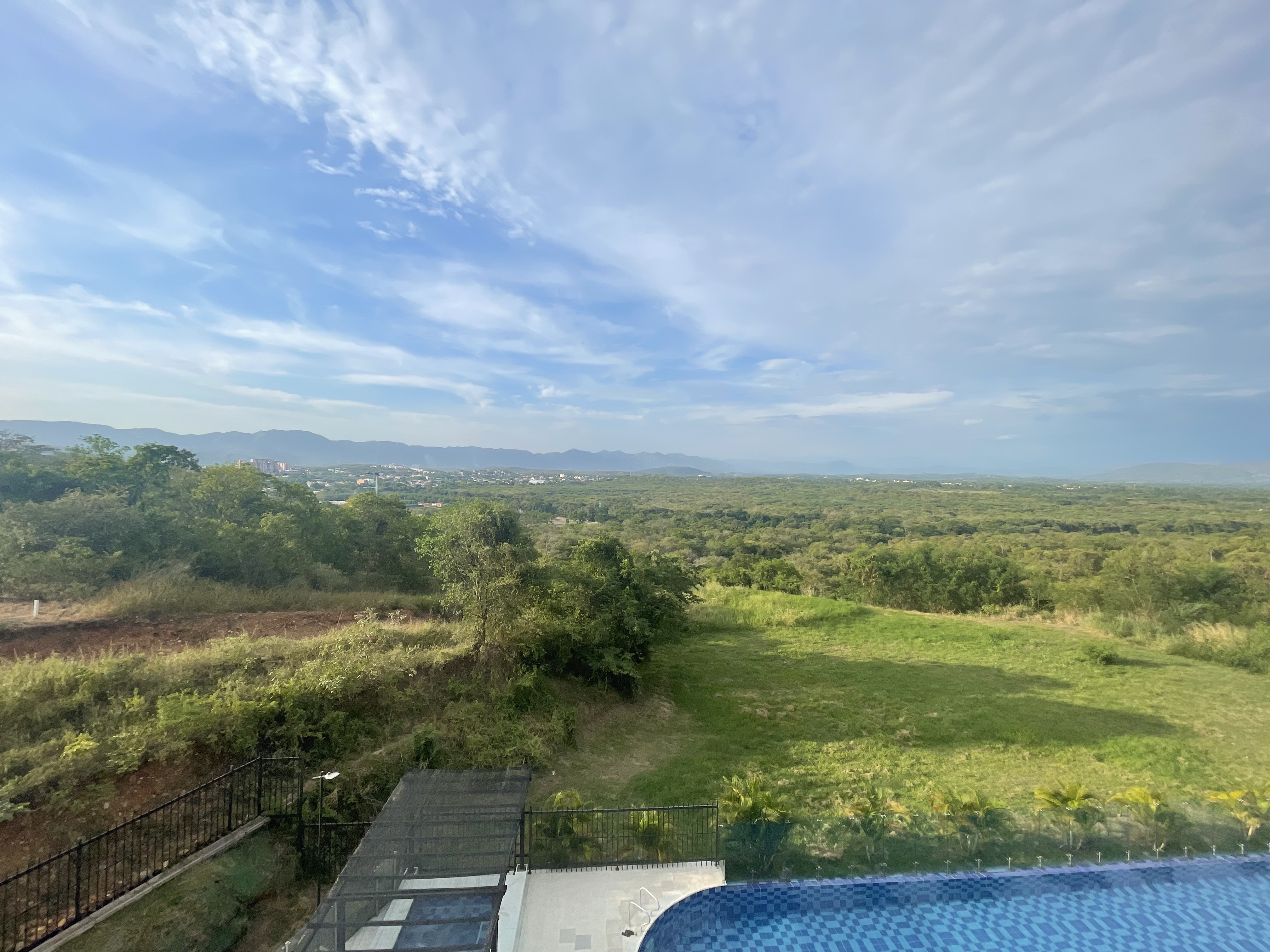 Apartamento de 3 alcobas en venta en Ricaurte, 77 m² · foto 2 de 24
