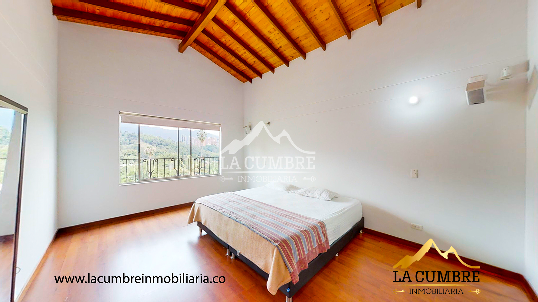 Casa de 4 alcobas en venta en Canto De Luna, Envigado, 350 m² · foto 11 de 16