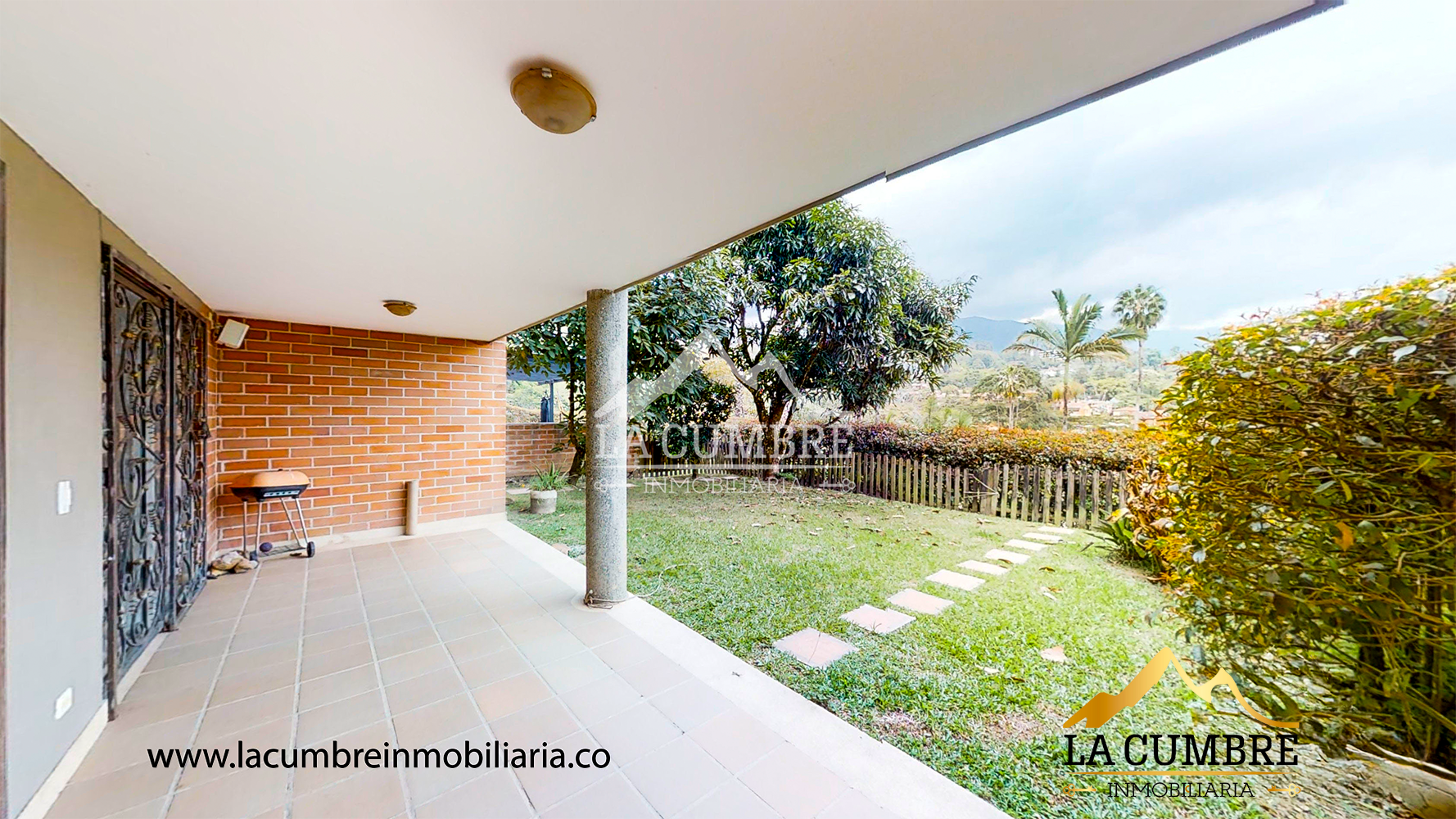 Casa de 4 alcobas en venta en Canto De Luna, Envigado, 350 m² · foto 2 de 16