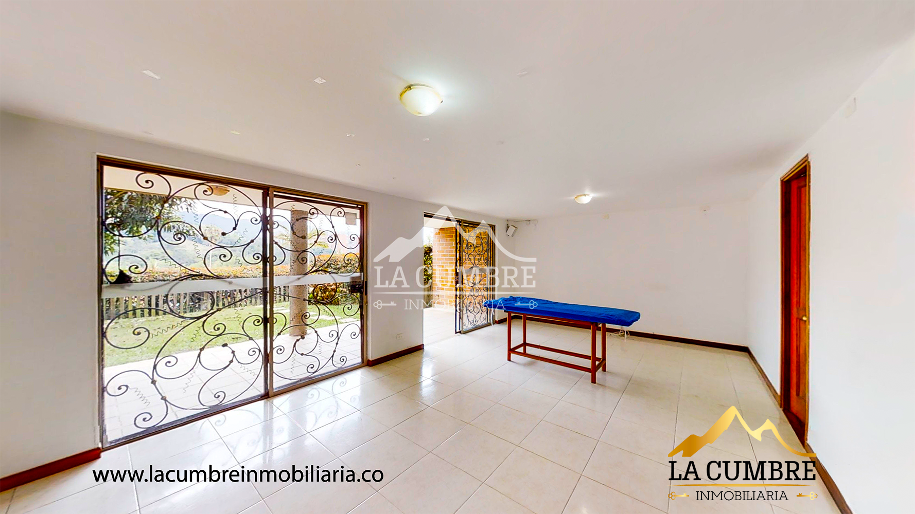 Casa de 4 alcobas en venta en Canto De Luna, Envigado, 350 m² · foto 3 de 16
